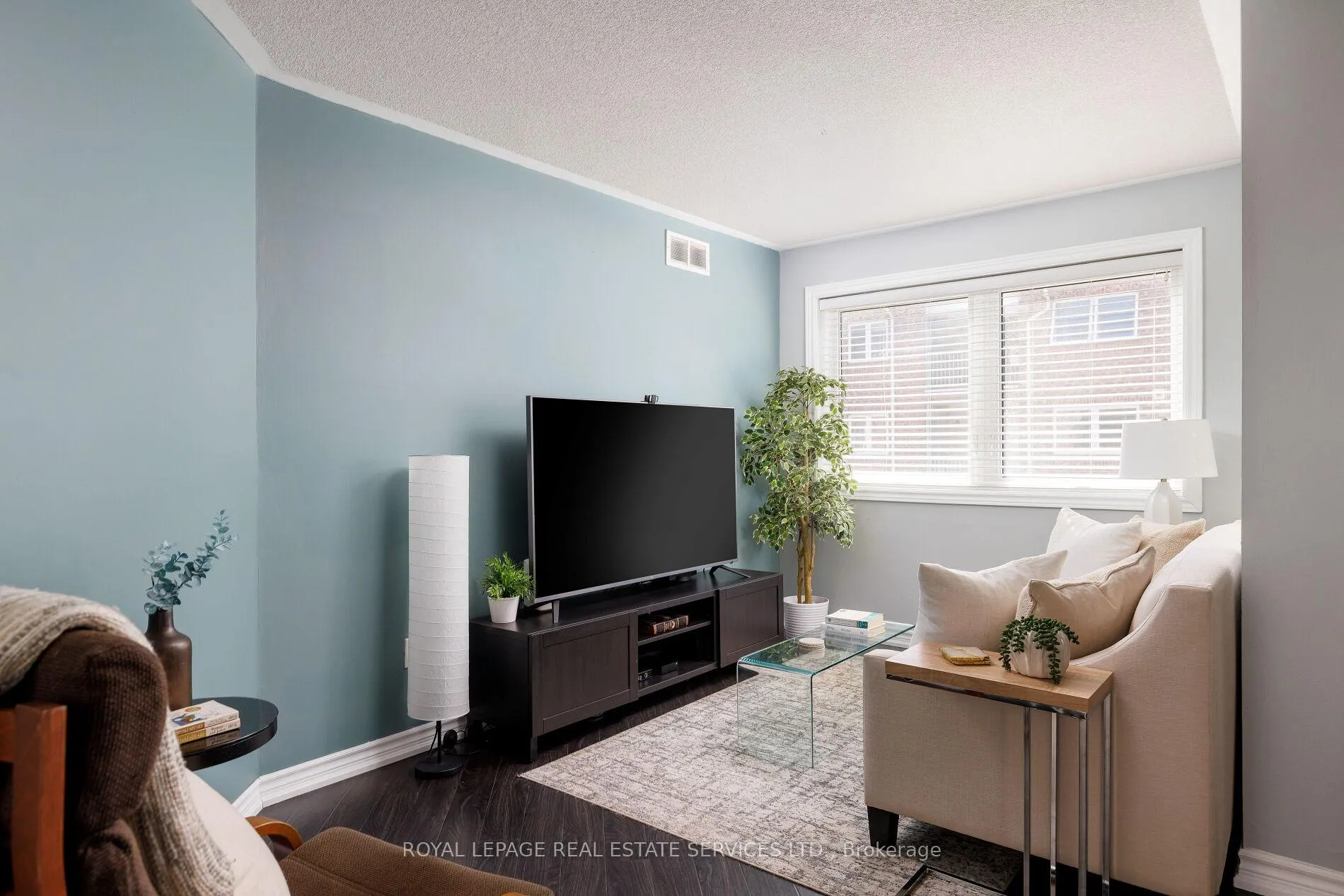 Photo 3 of Unit 174, 75 Bristol Road E, Mississauga, Hurontario — HOMEH