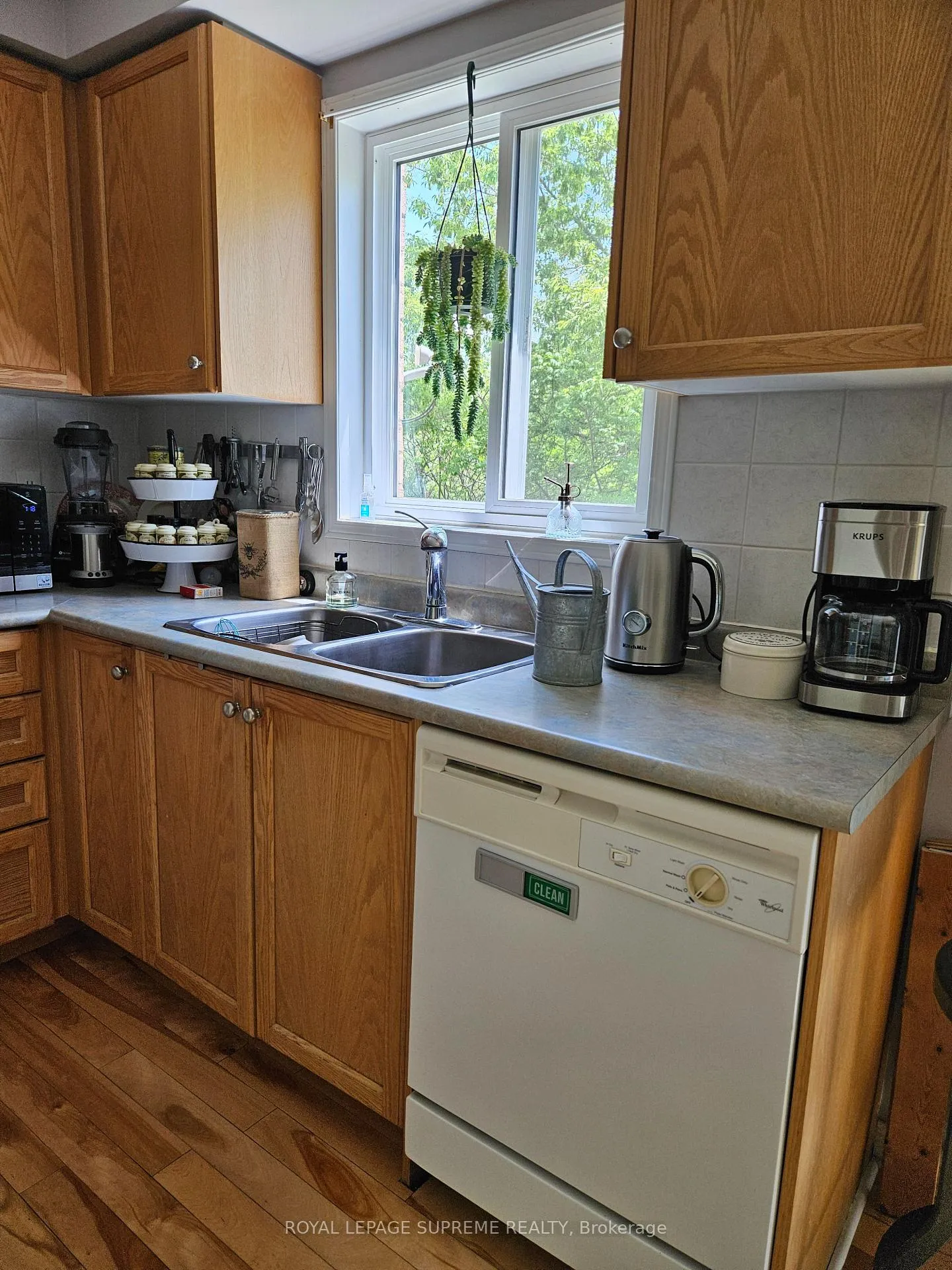 Photo 6 of 123 Trevino Circle, Barrie, East Bayfield — HOMEH