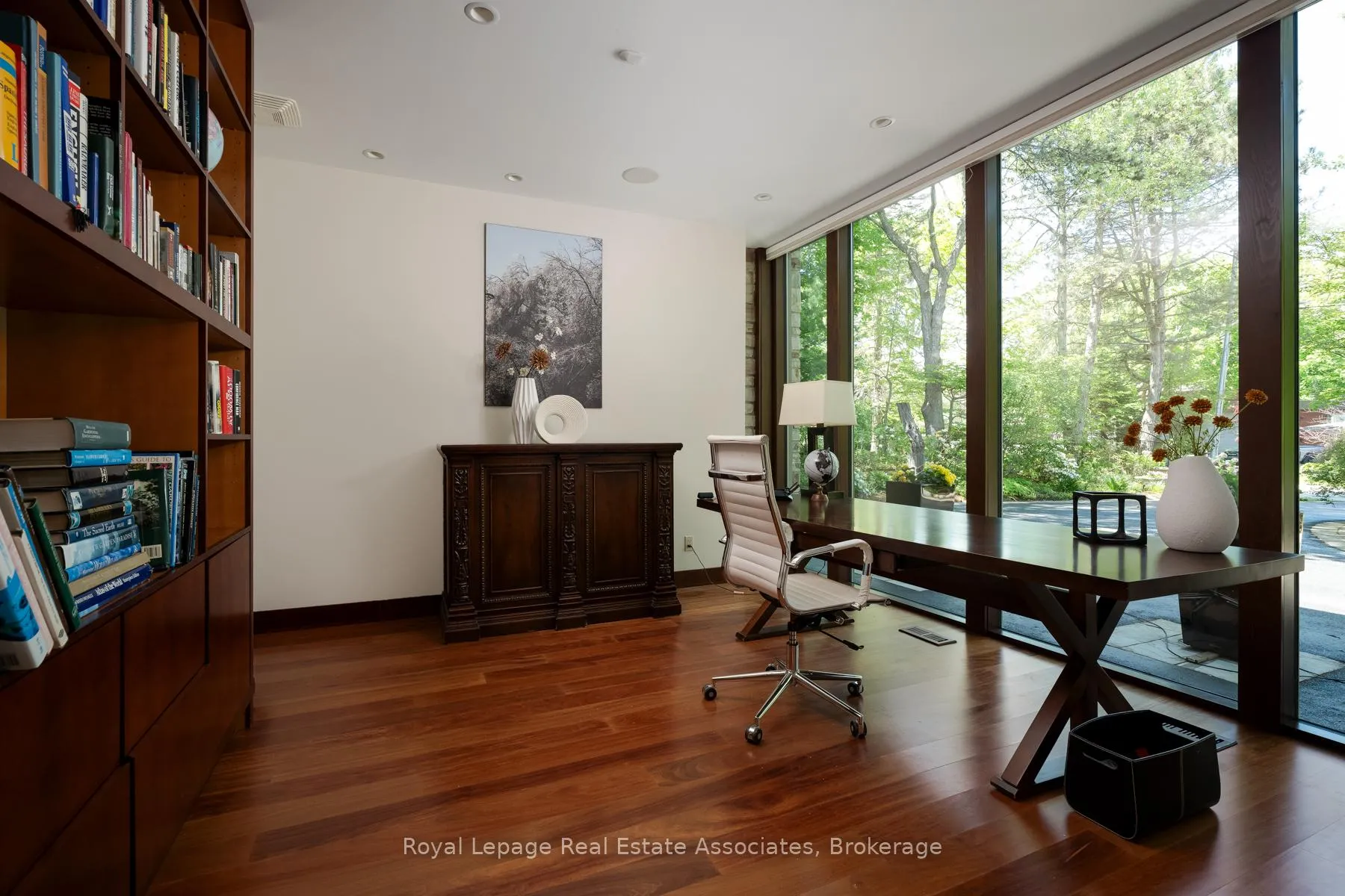 Photo 15 of 1510 Pinetree Crescent, Mississauga, Mineola — HOMEH
