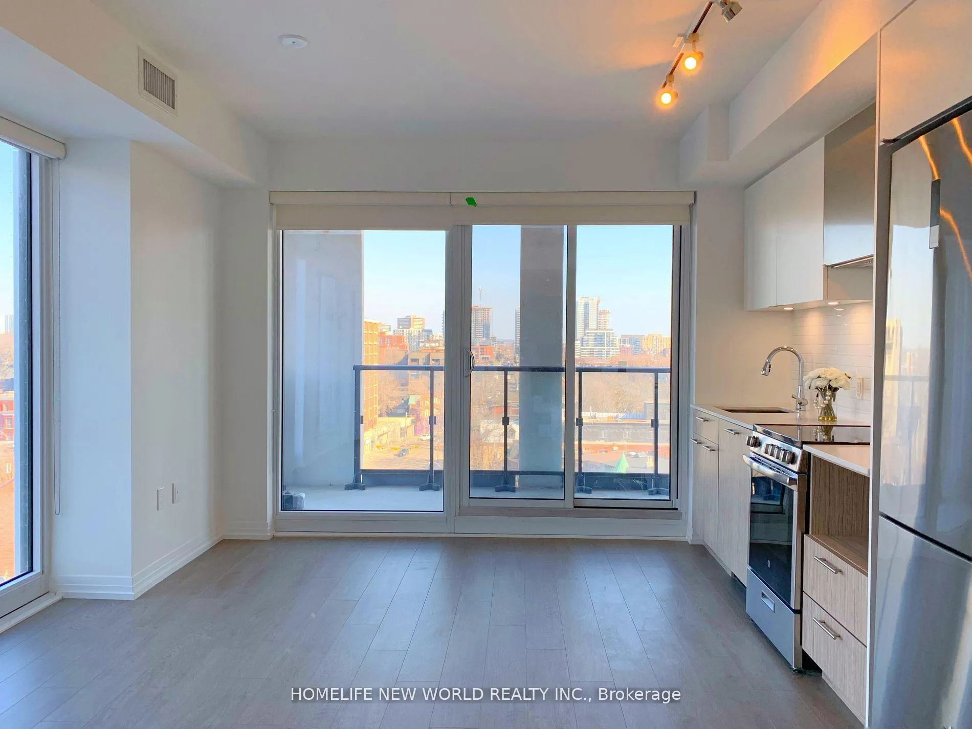 Photo 8 of Unit 809, 251 Jarvis Street, Toronto, Church-Yonge Corridor — HOMEH