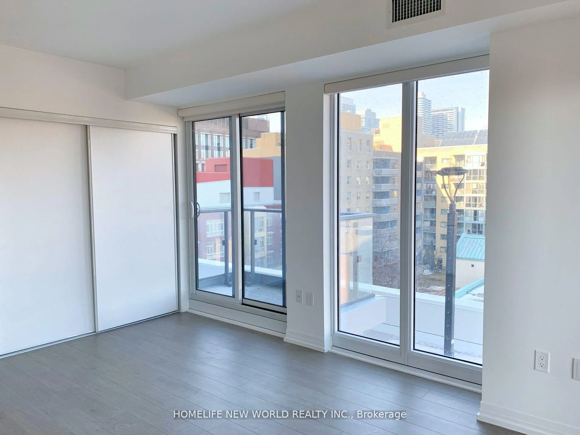Photo 10 of Unit 809, 251 Jarvis Street, Toronto, Church-Yonge Corridor — HOMEH