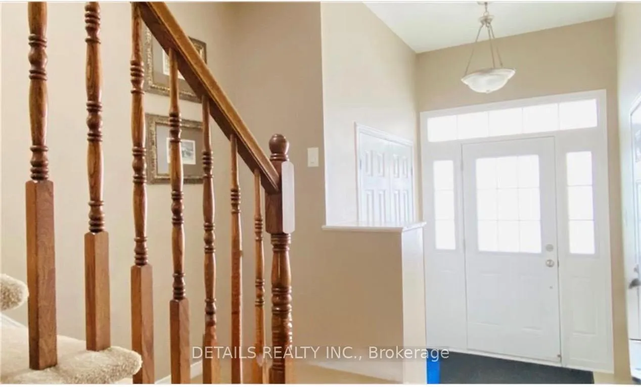 Photo 3 of 439 Cavesson Street, Ottawa, Kanata - Emerald Meadows/Trailwest — HOMEH