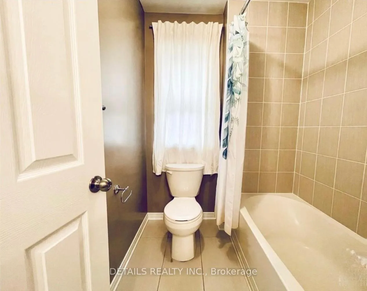 Photo 18 of 439 Cavesson Street, Ottawa, Kanata - Emerald Meadows/Trailwest — HOMEH