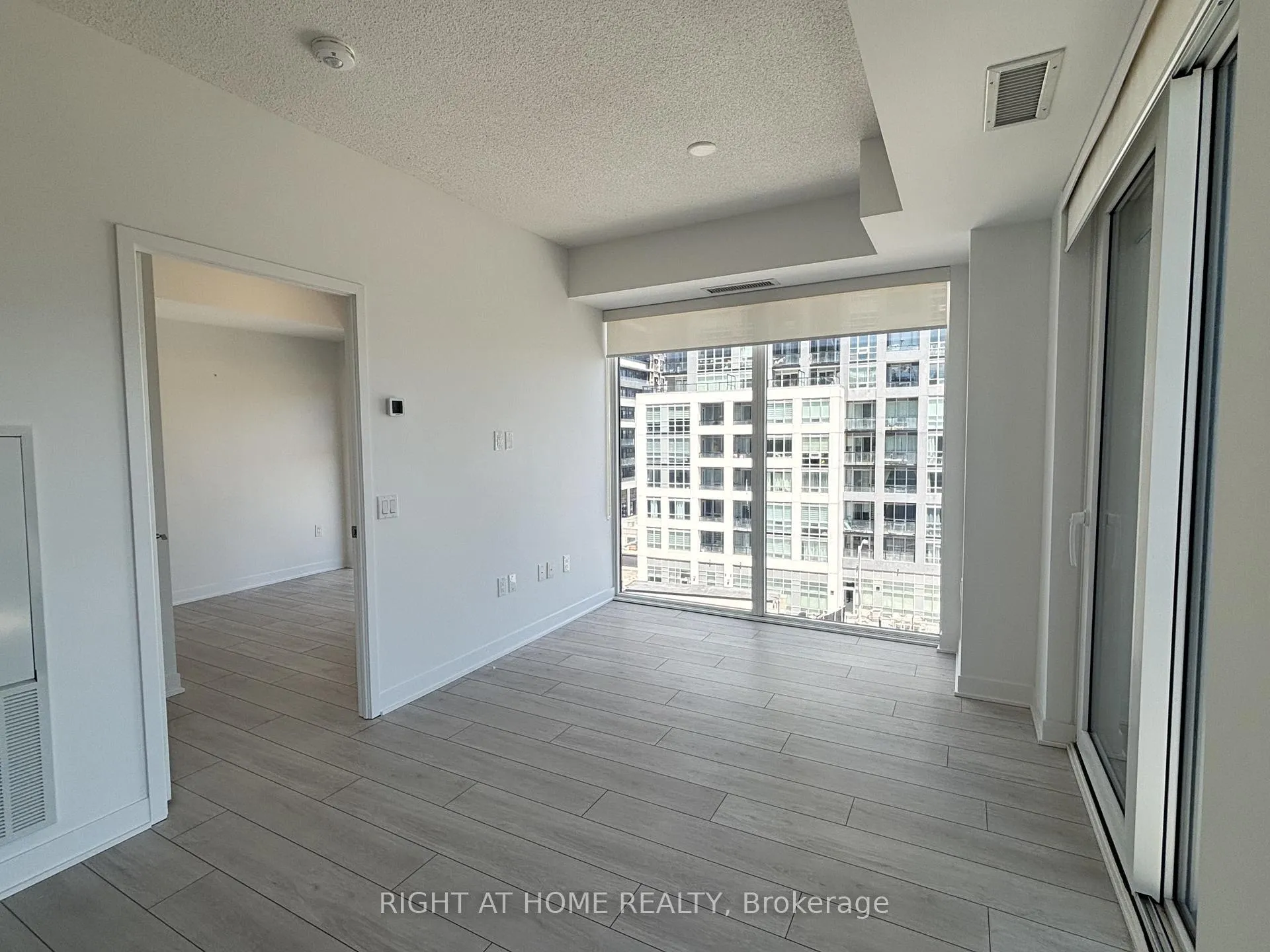 Photo 3 of Unit 506, 260 Malta Avenue, Brampton, Fletcher's Creek South — HOMEH