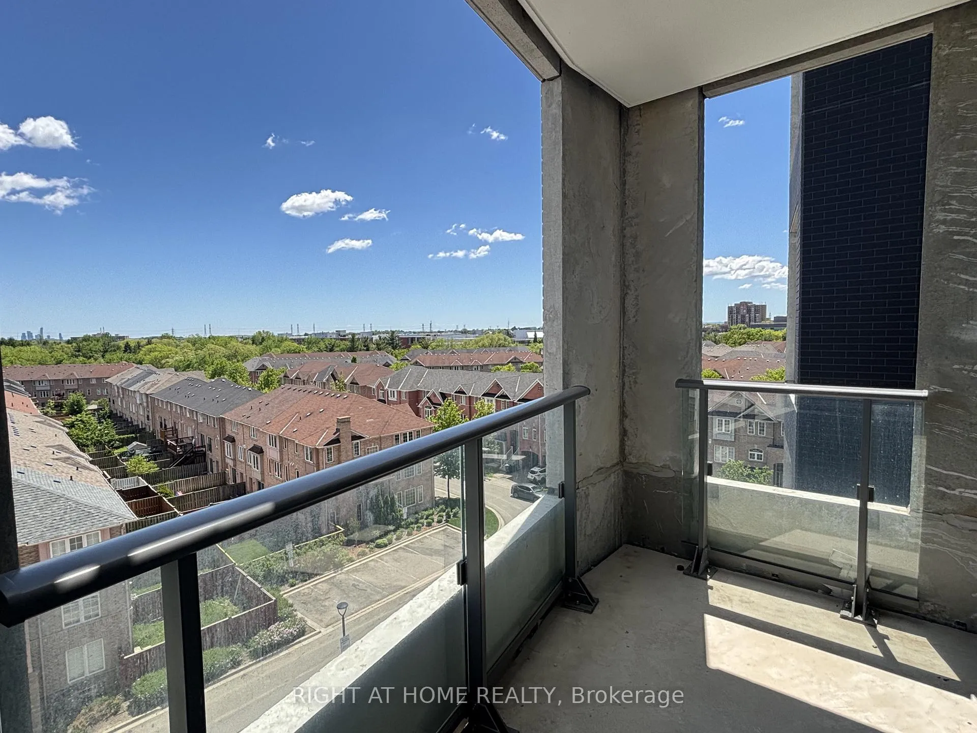 Photo 12 of Unit 506, 260 Malta Avenue, Brampton, Fletcher's Creek South — HOMEH