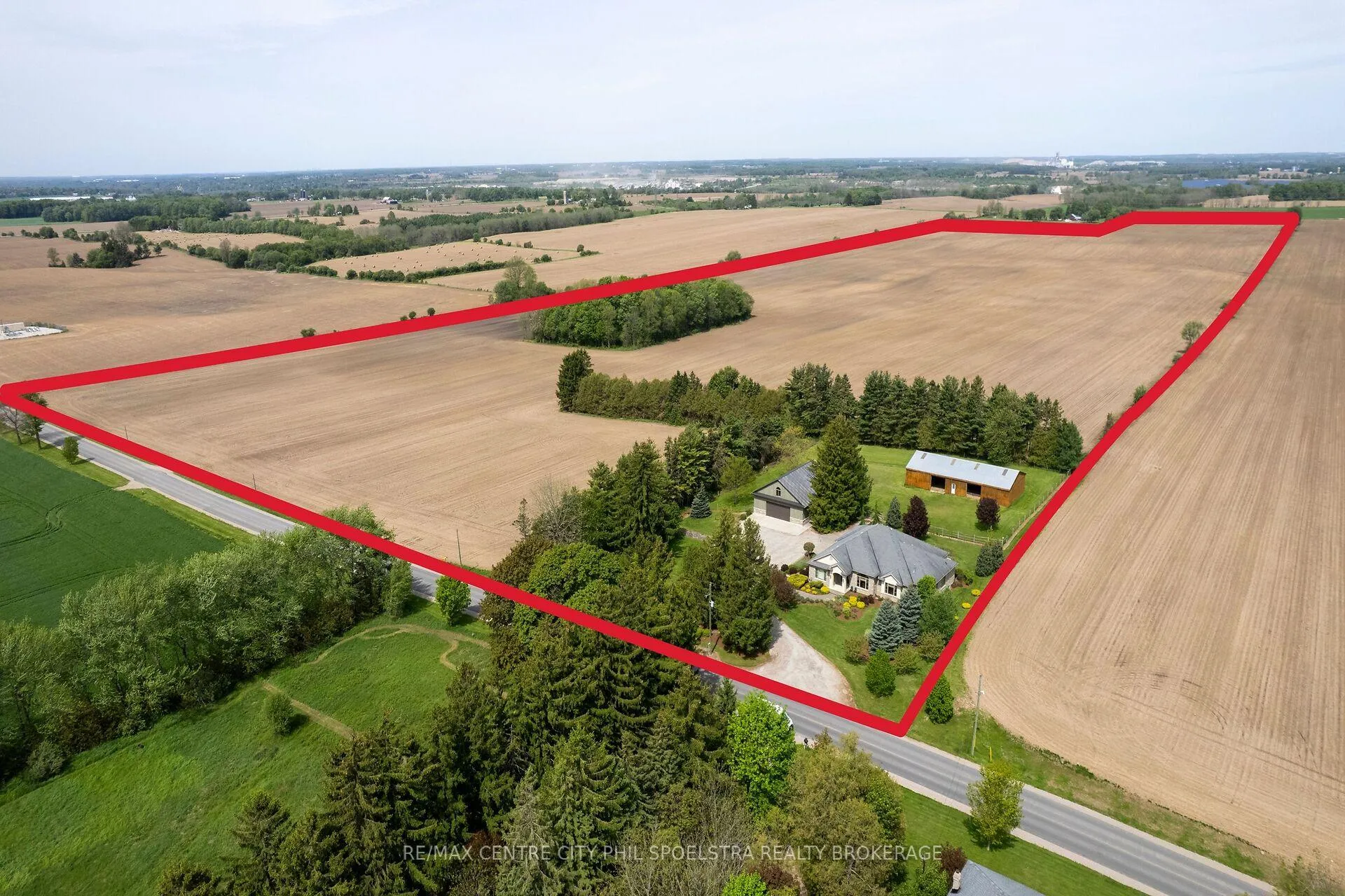Photo of 544423 Clarke Road