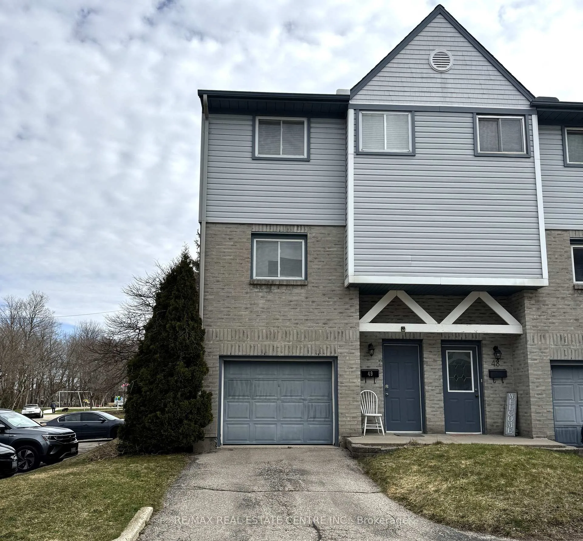 Photo 1 of Unit 49, 589 Beechwood Drive, Waterloo — HOMEH