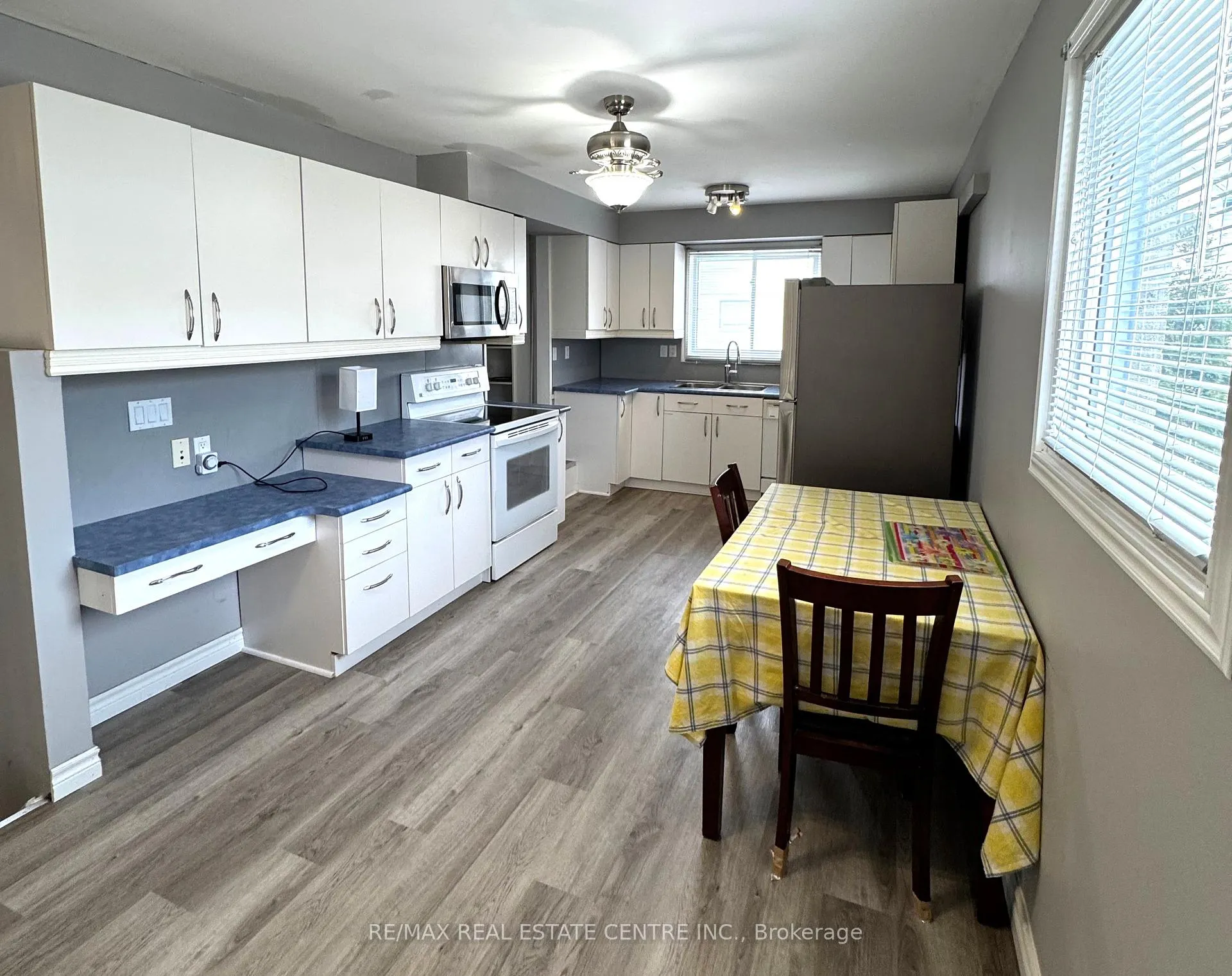 Photo 6 of Unit 49, 589 Beechwood Drive, Waterloo — HOMEH