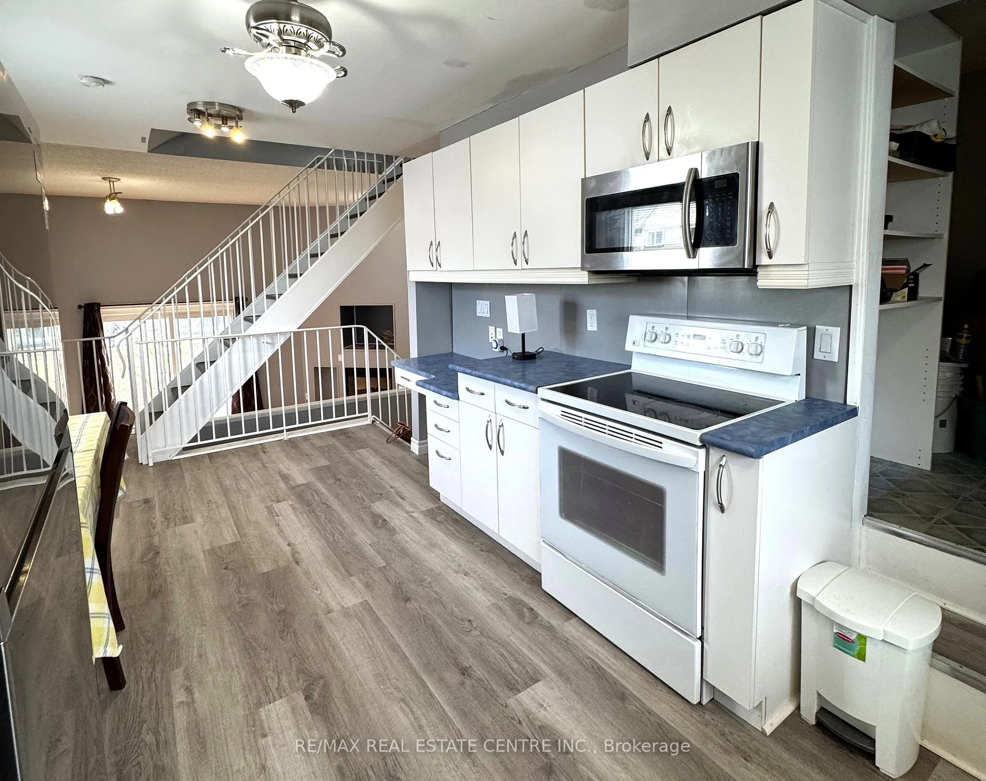Photo 7 of Unit 49, 589 Beechwood Drive, Waterloo — HOMEH