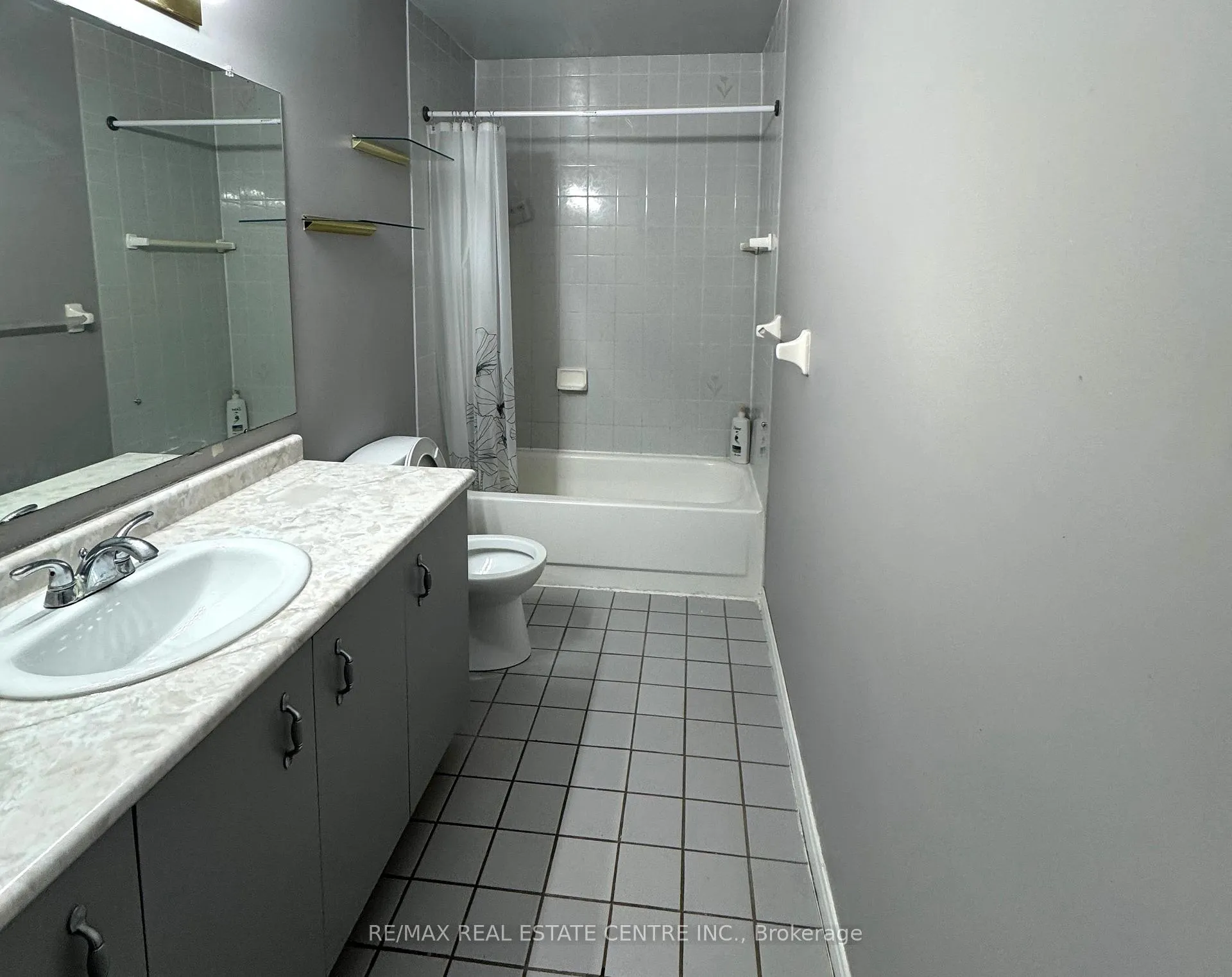 Photo 10 of Unit 49, 589 Beechwood Drive, Waterloo — HOMEH