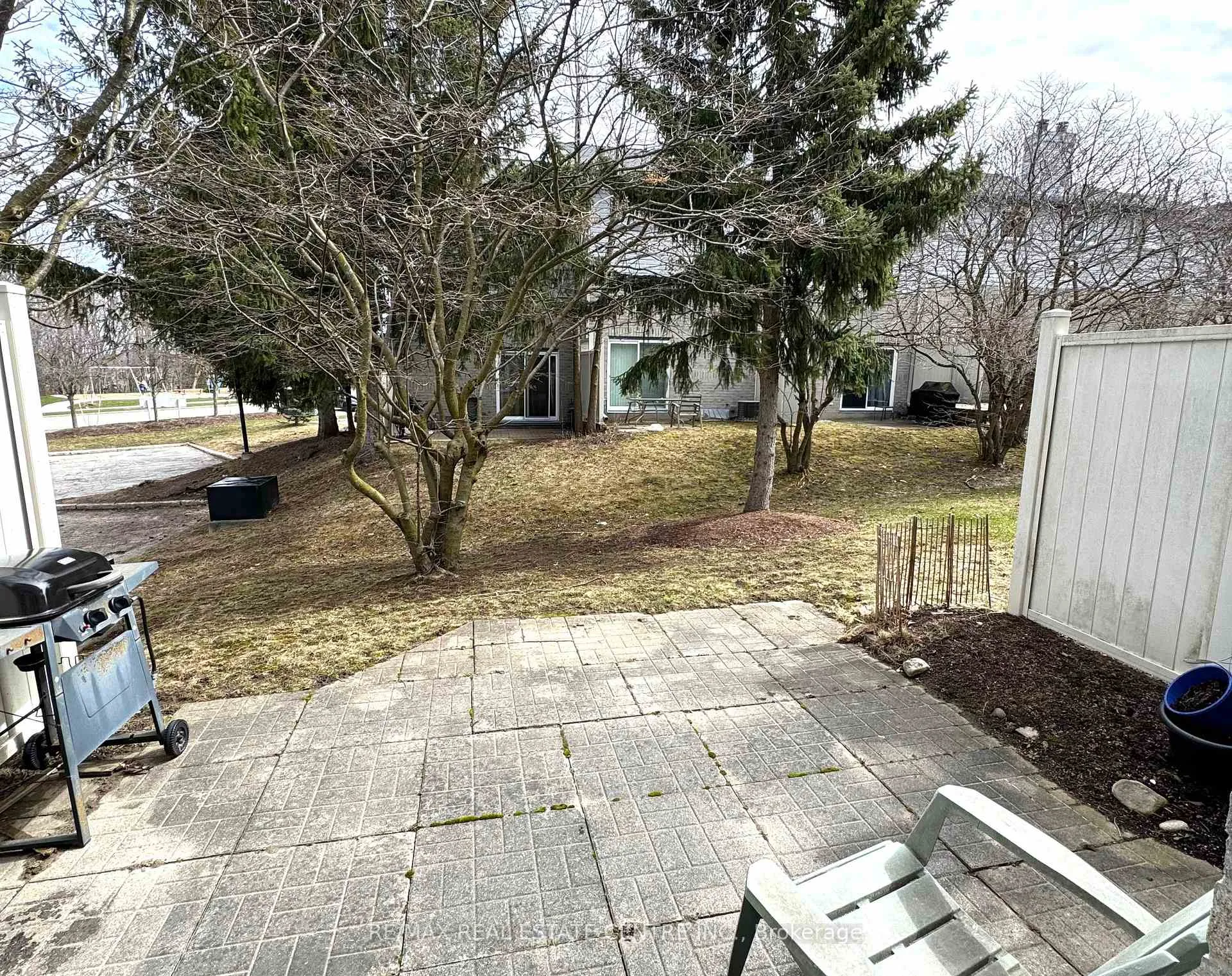Photo 12 of Unit 49, 589 Beechwood Drive, Waterloo — HOMEH