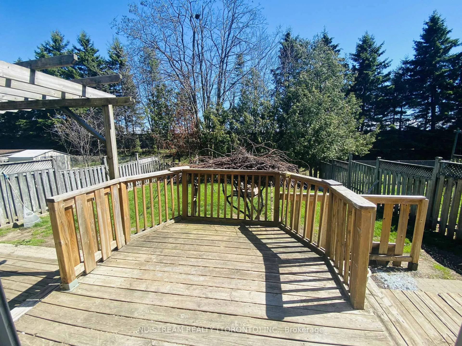 Photo 24 of 25 Quance Street, Barrie, Holly — HOMEH