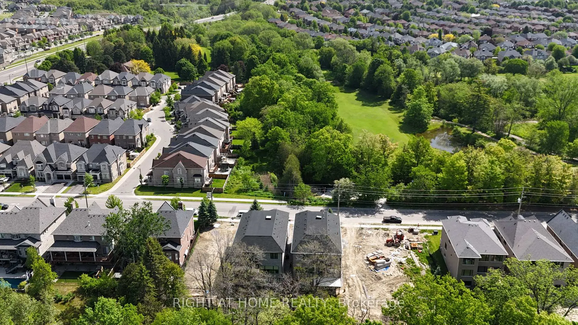 Photo 3 of 860 Riverside Drive, Ajax, Central West — HOMEH
