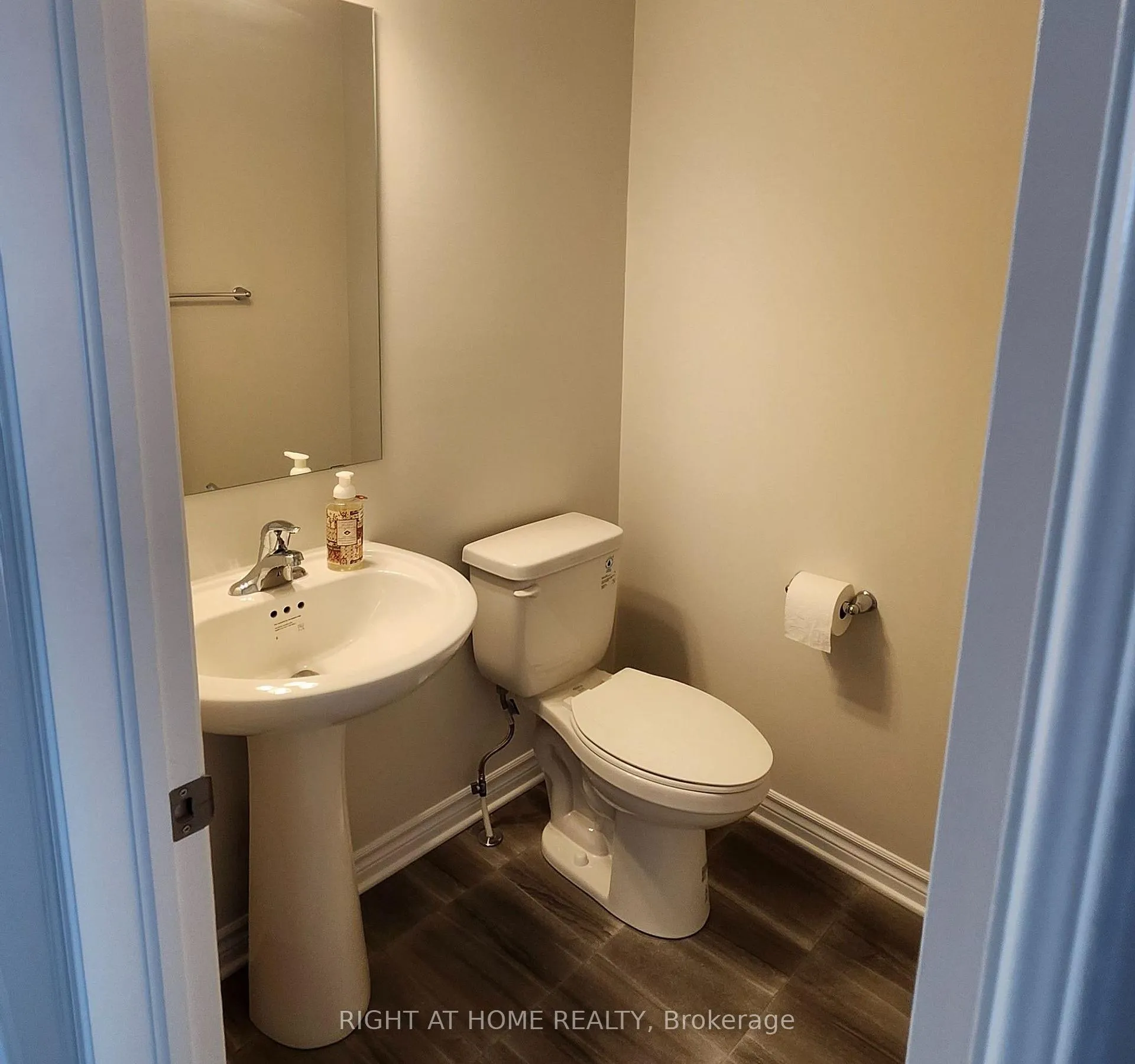 Photo 4 of 515 Montjay Road, Ottawa, Notting Hill/Summerside — HOMEH