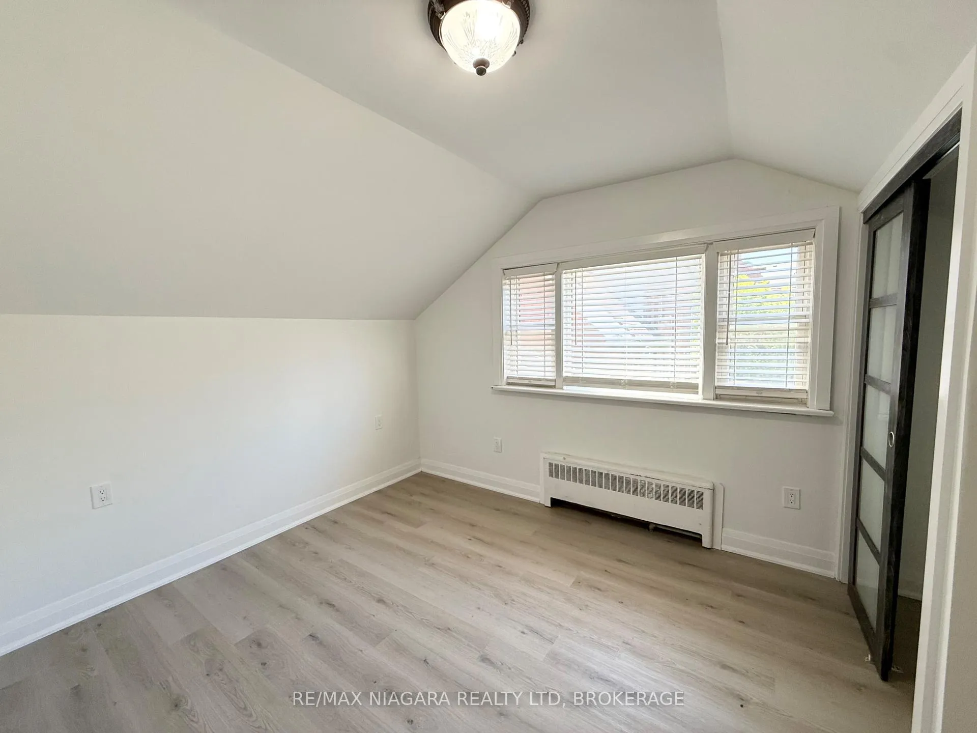Photo 15 of Unit Unit 2, 4711 River Road, Niagara Falls, Downtown — HOMEH