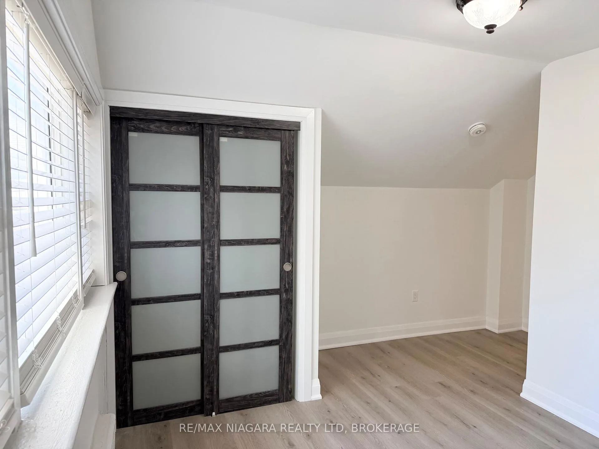 Photo 18 of Unit Unit 2, 4711 River Road, Niagara Falls, Downtown — HOMEH