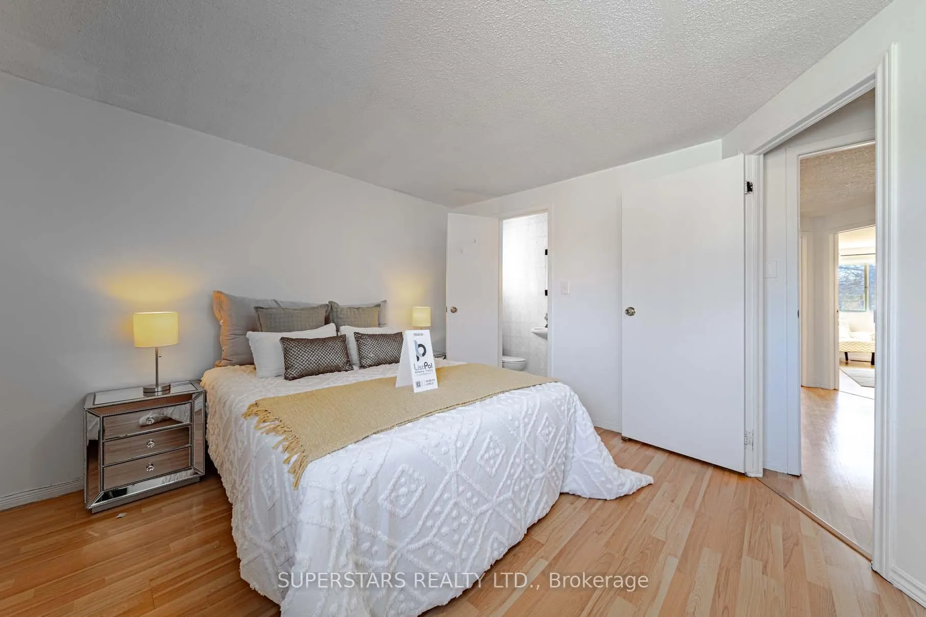 Photo 17 of 135 Appleby Crescent, Markham, Milliken Mills West — HOMEH