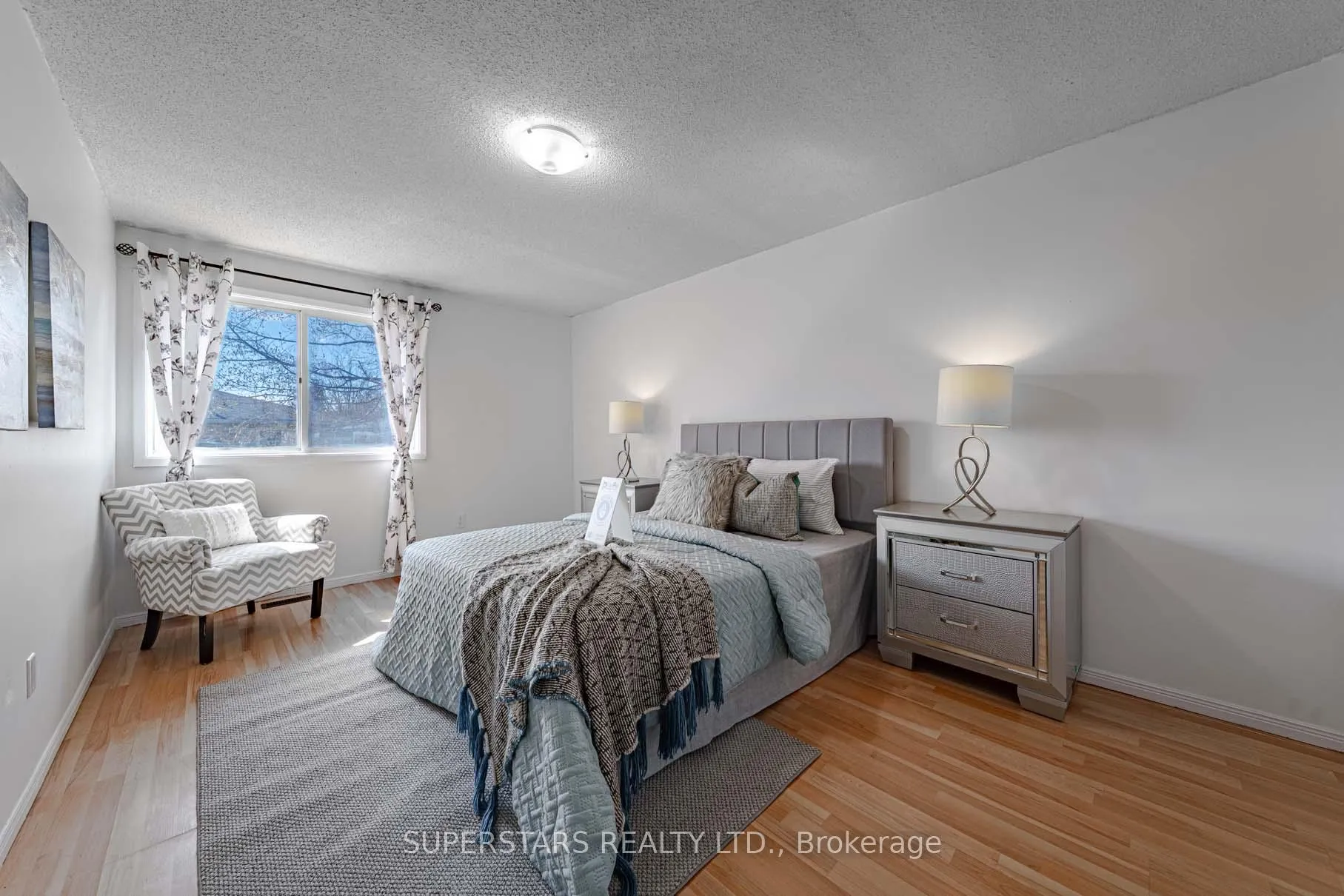 Photo 21 of 135 Appleby Crescent, Markham, Milliken Mills West — HOMEH