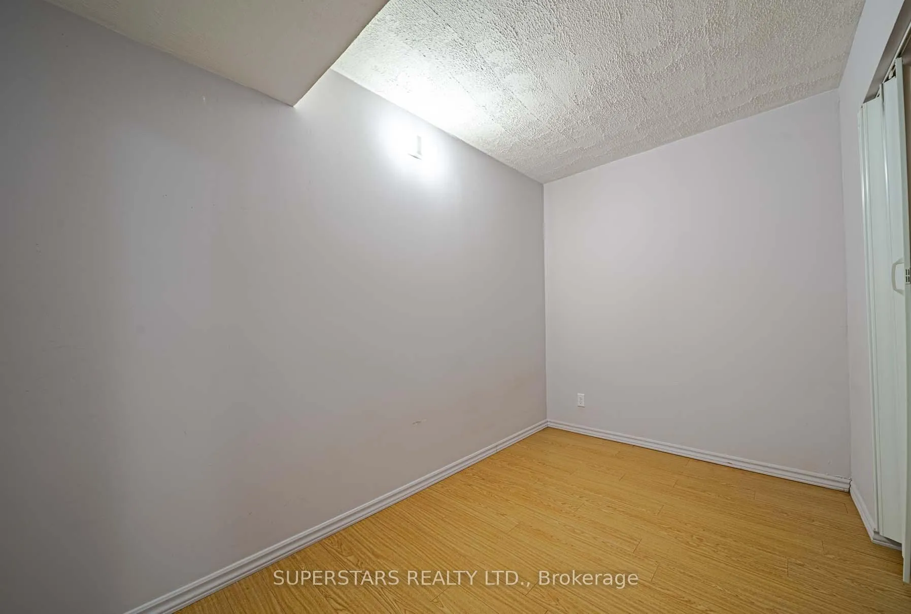 Photo 30 of 135 Appleby Crescent, Markham, Milliken Mills West — HOMEH