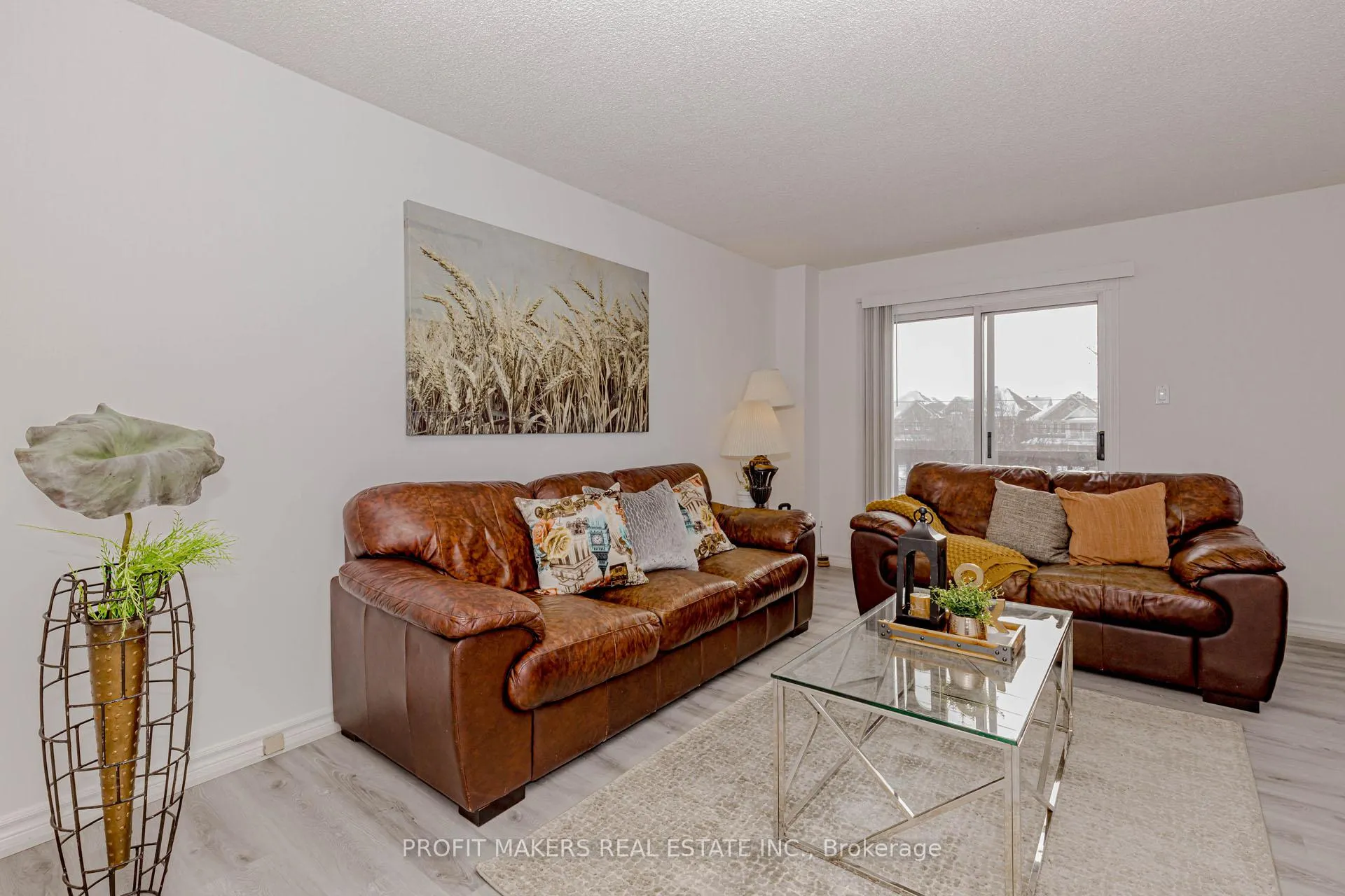 Photo 4 of 68 Cutters Crescent, Brampton, Fletcher's West — HOMEH