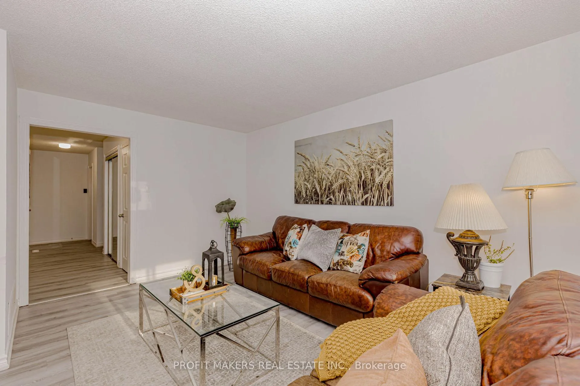 Photo 6 of 68 Cutters Crescent, Brampton, Fletcher's West — HOMEH