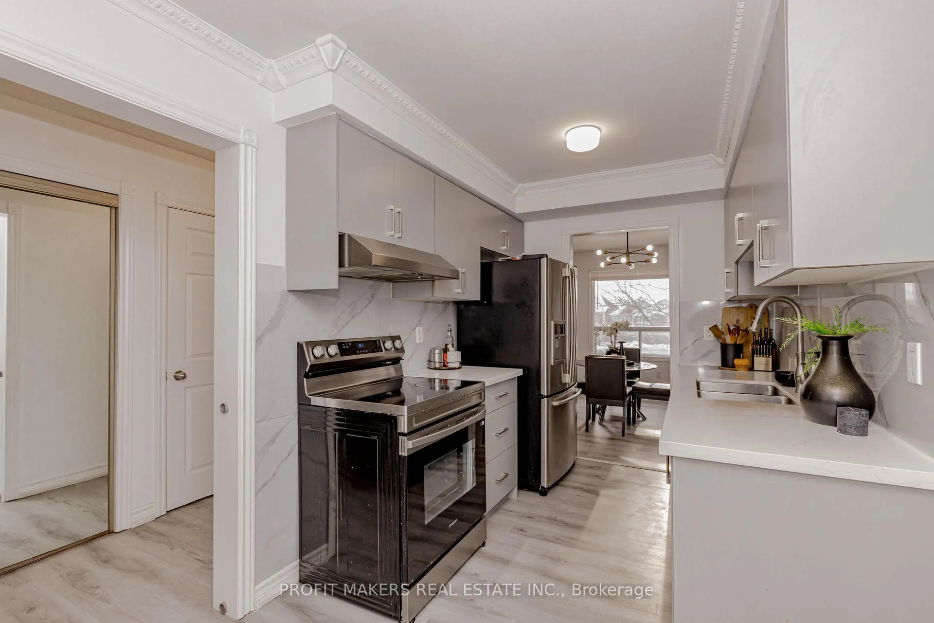 Photo 9 of 68 Cutters Crescent, Brampton, Fletcher's West — HOMEH