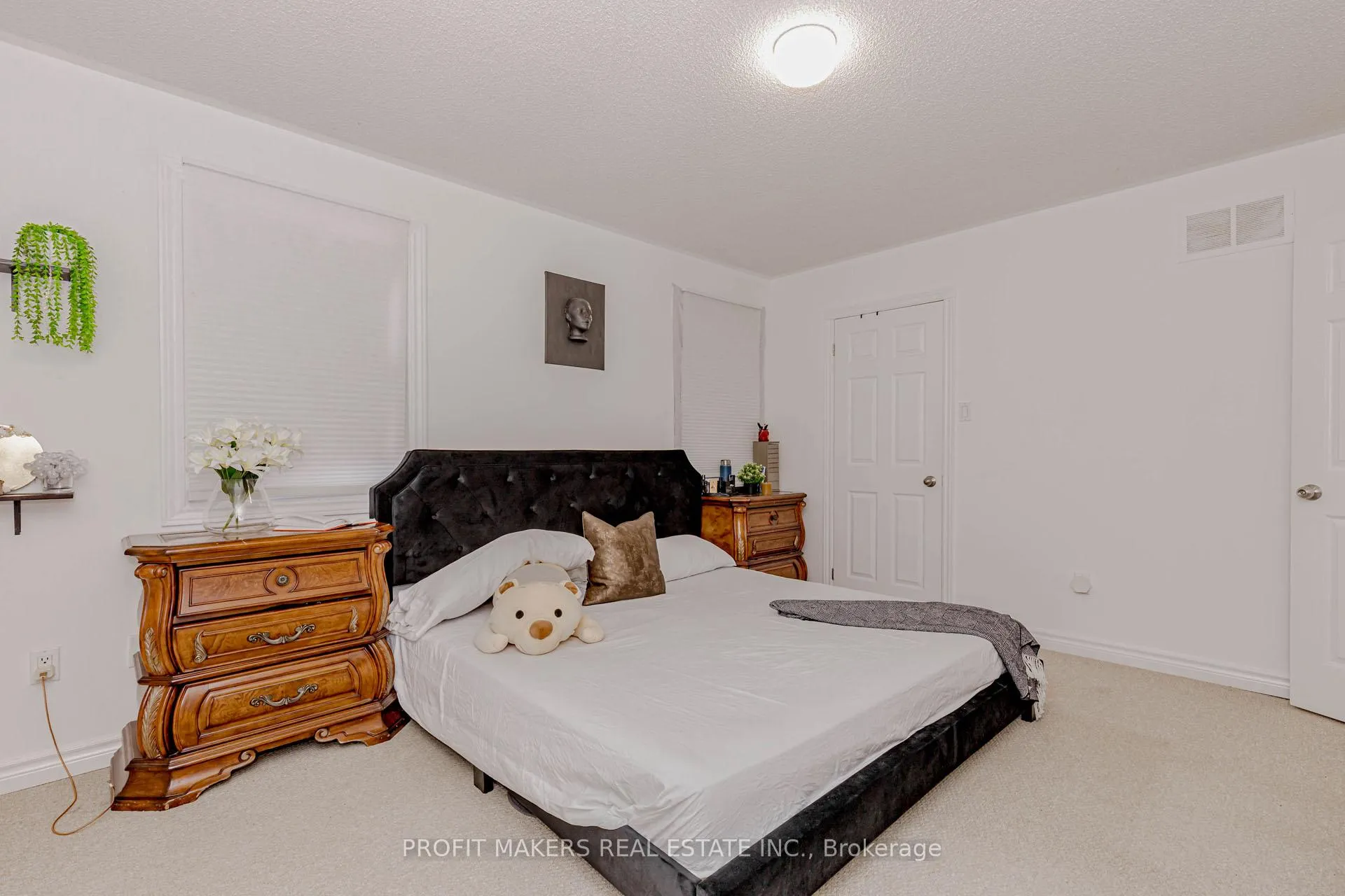 Photo 17 of 68 Cutters Crescent, Brampton, Fletcher's West — HOMEH