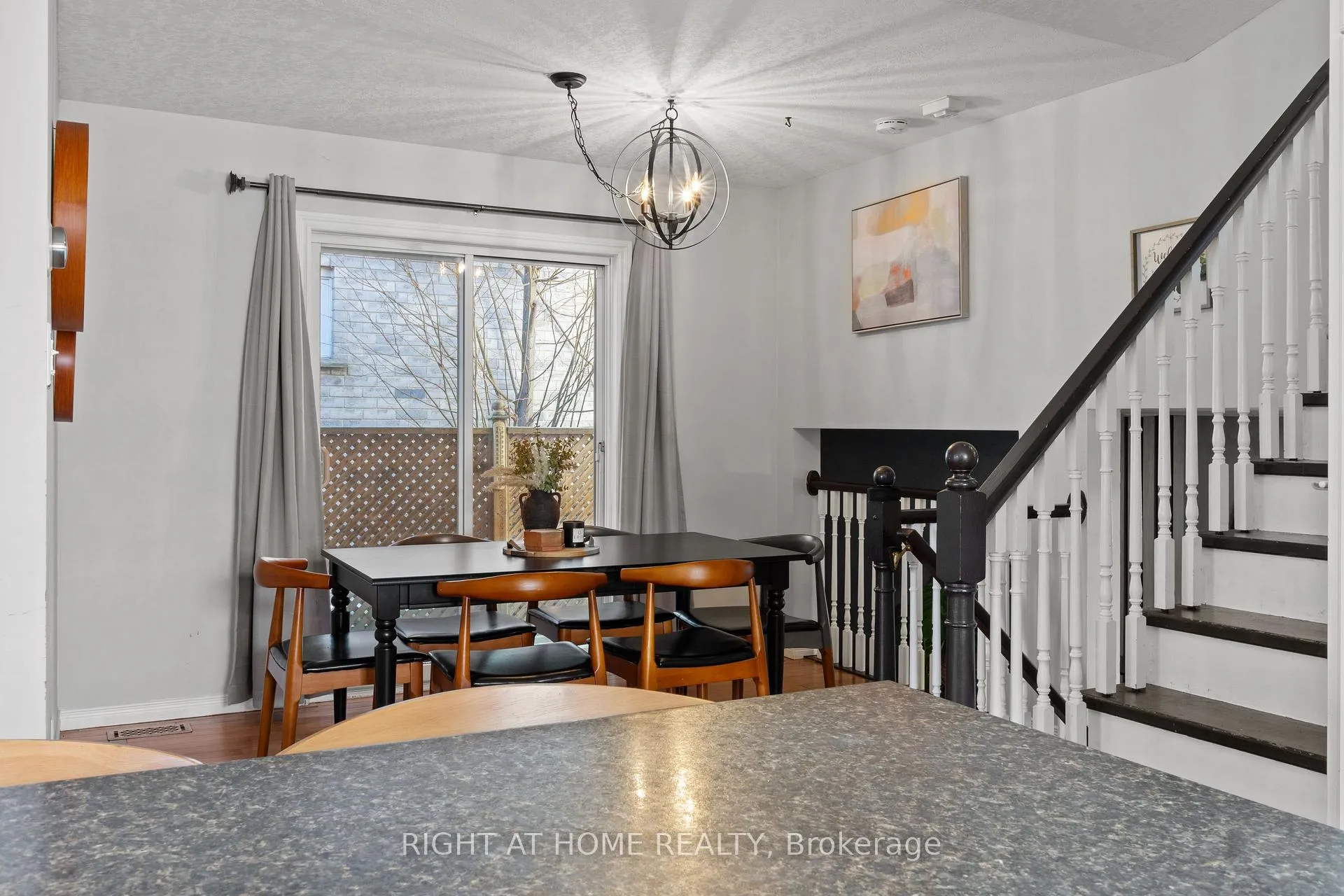 Photo 15 of 15 Settlers Road, Orangeville — HOMEH