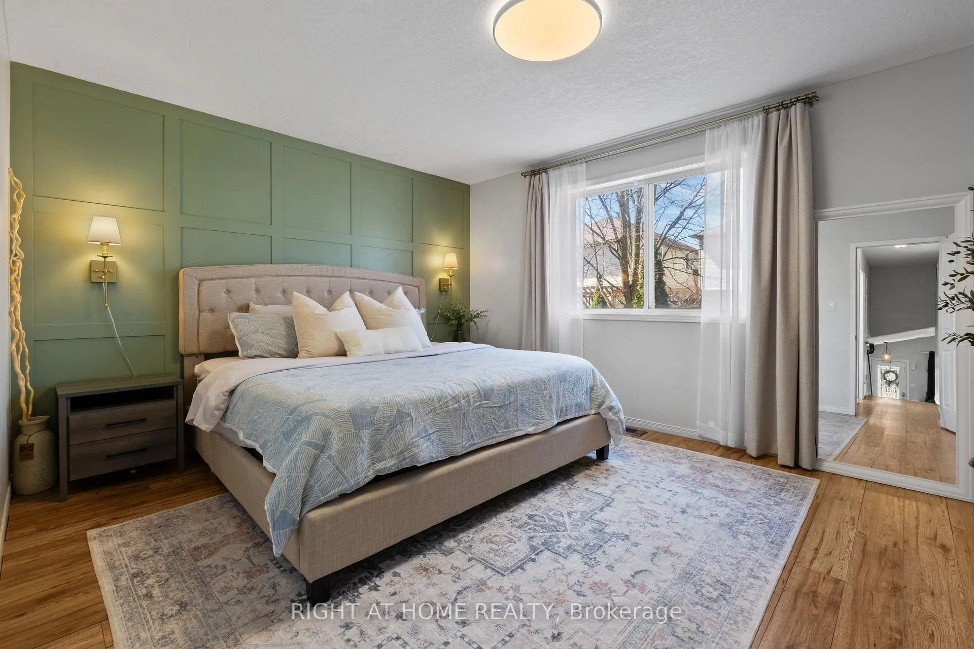 Photo 21 of 15 Settlers Road, Orangeville — HOMEH