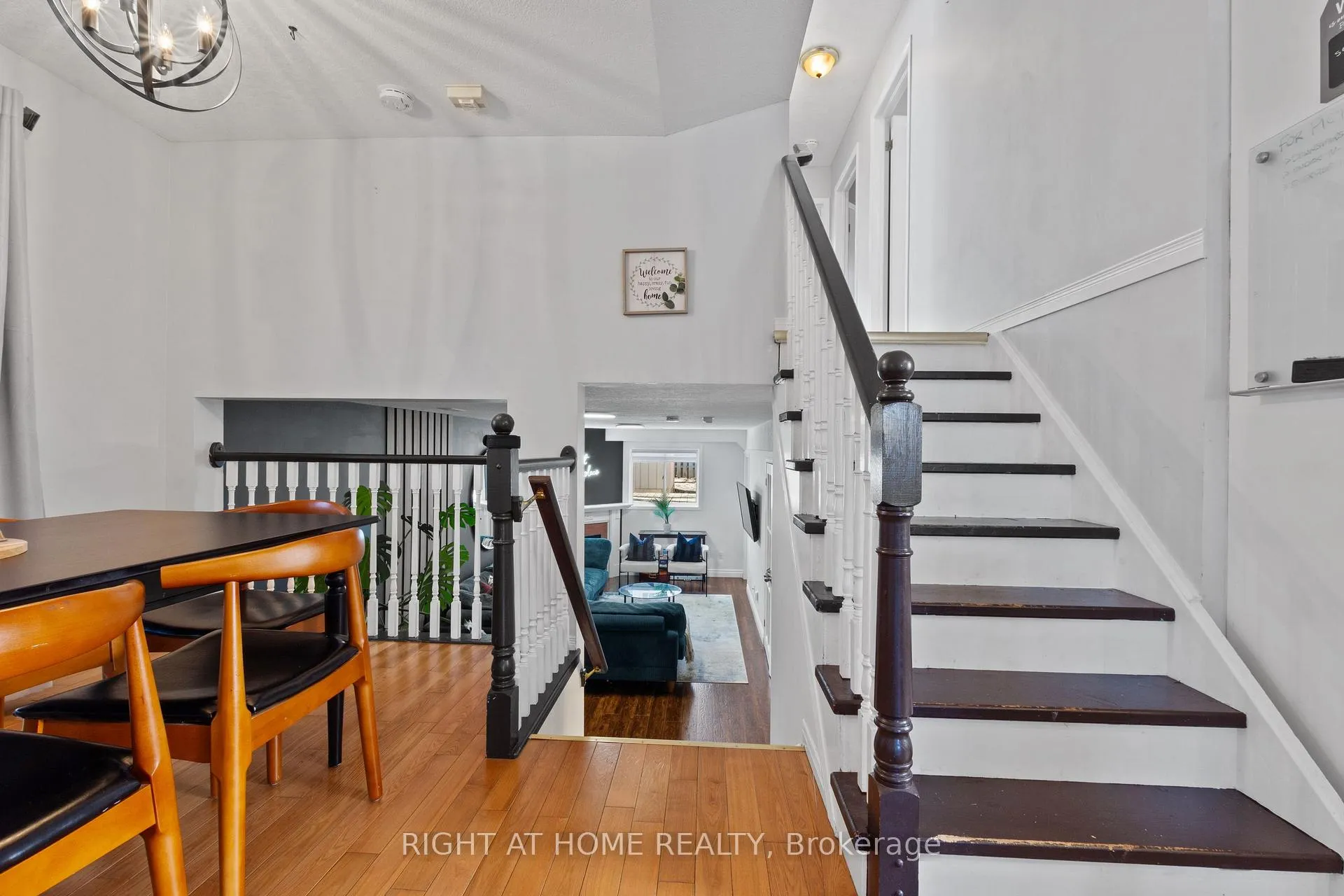 Photo 25 of 15 Settlers Road, Orangeville — HOMEH