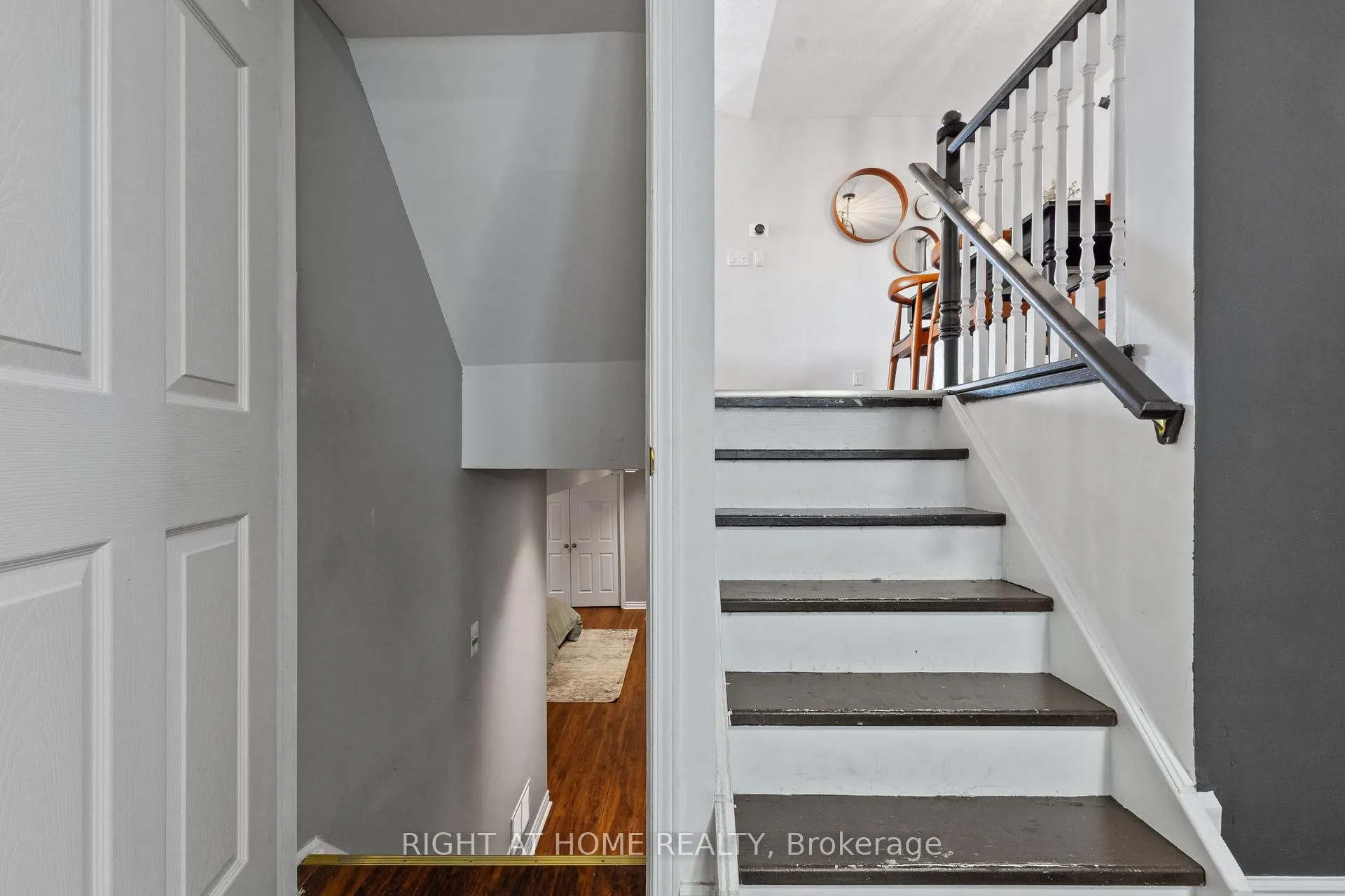 Photo 36 of 15 Settlers Road, Orangeville — HOMEH