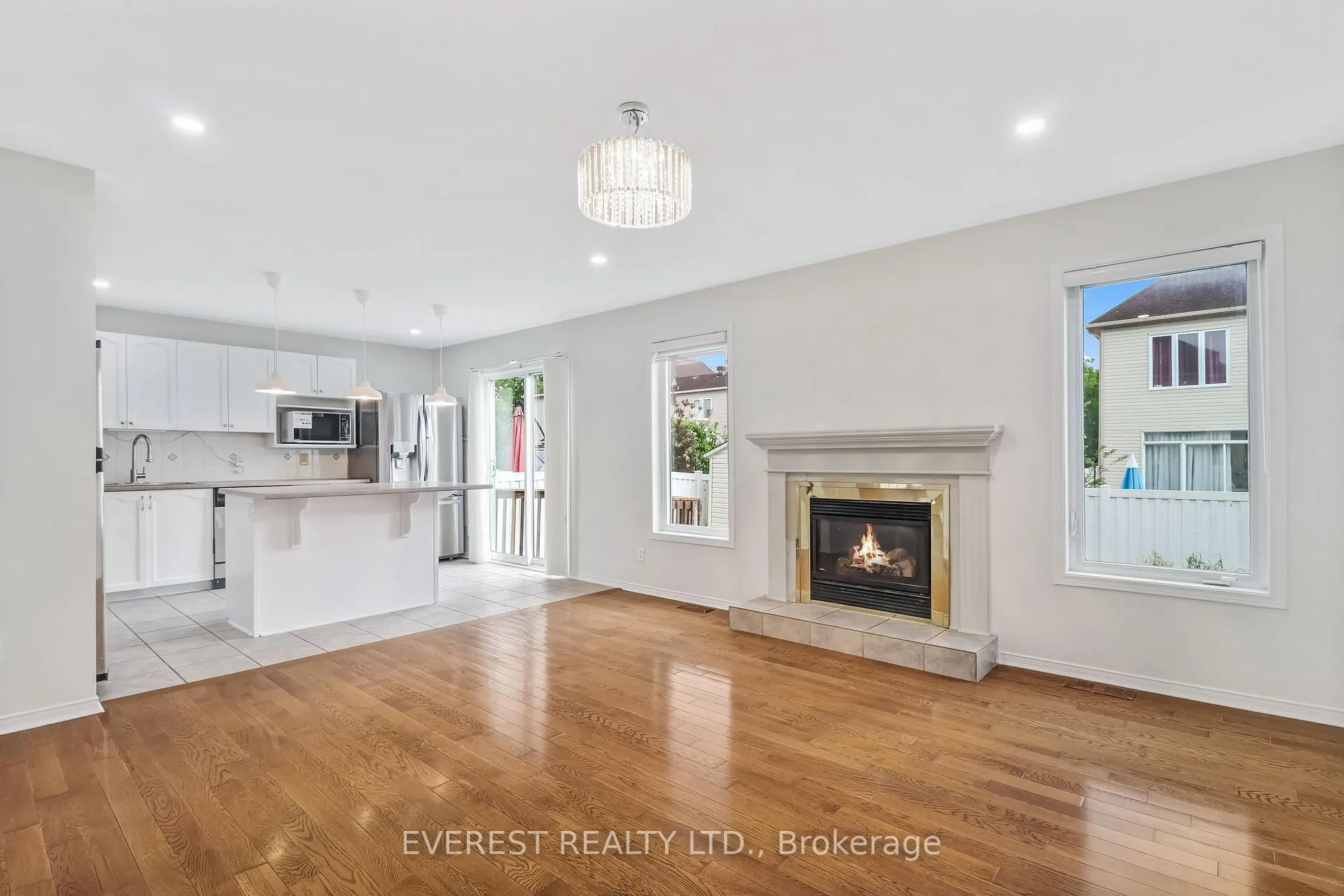 Photo 12 of 153 Cresthaven Drive, Ottawa, Barrhaven East — HOMEH