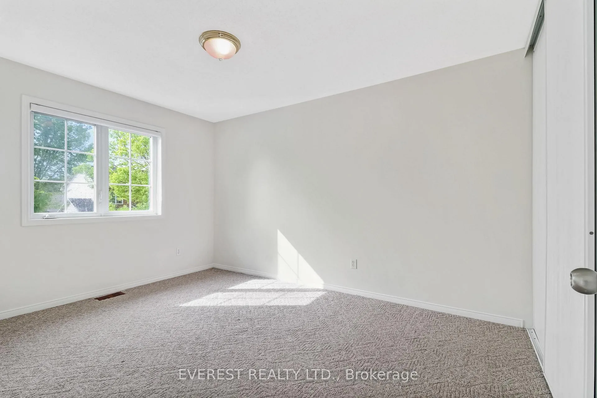 Photo 22 of 153 Cresthaven Drive, Ottawa, Barrhaven East — HOMEH