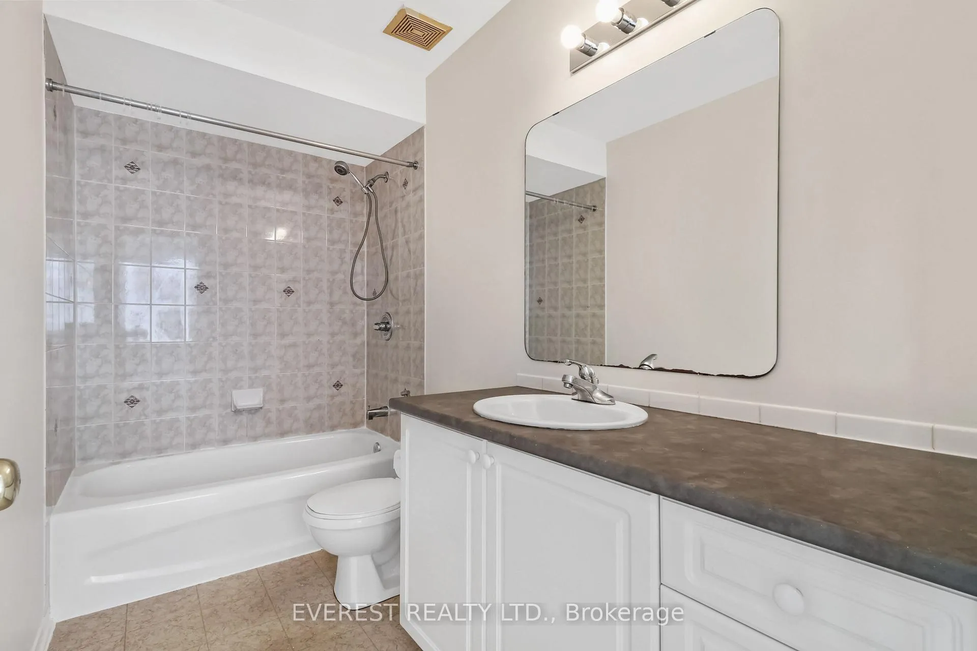 Photo 23 of 153 Cresthaven Drive, Ottawa, Barrhaven East — HOMEH