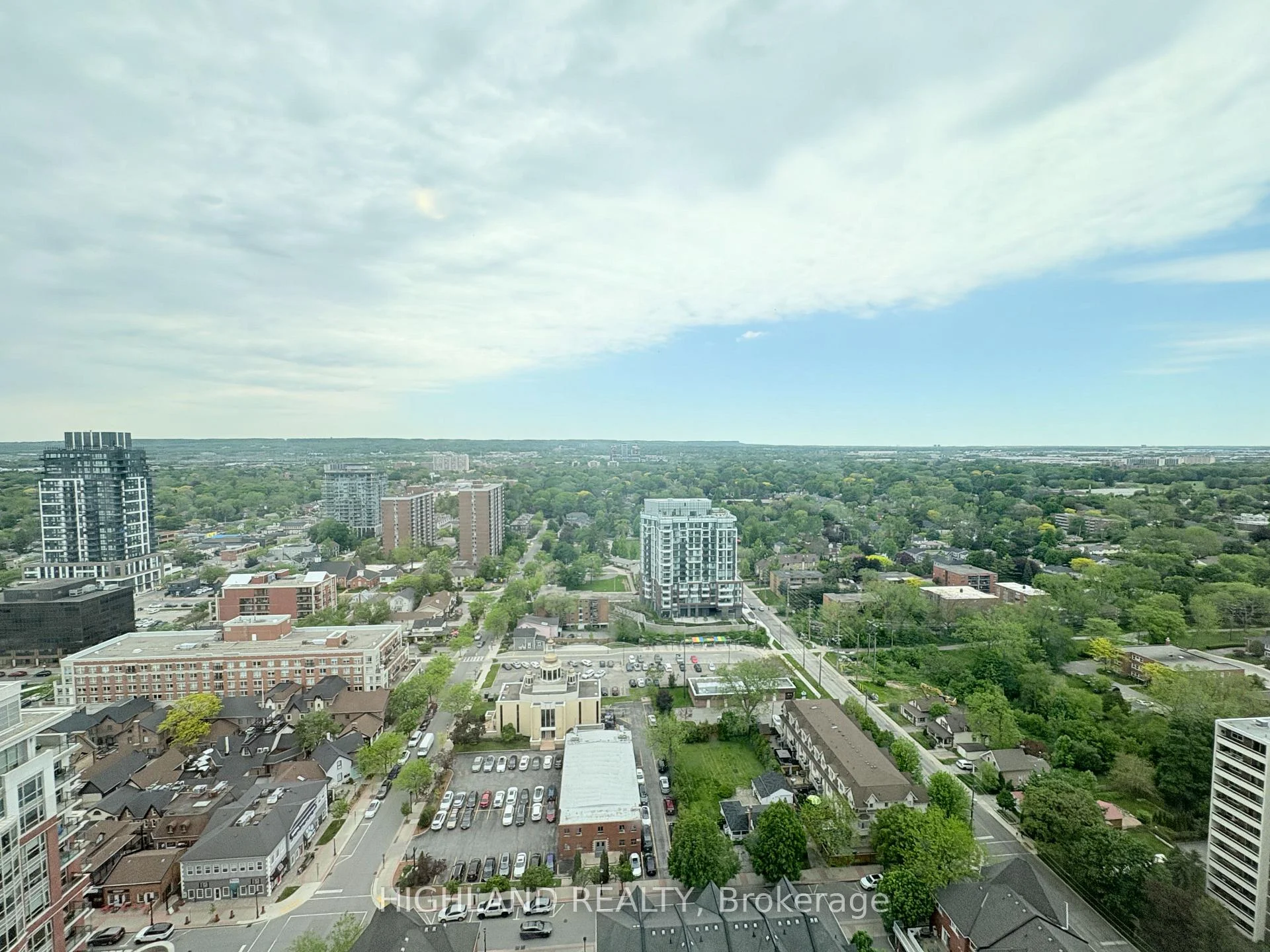 Photo 17 of Unit 2402, 2075 Lakeshore Road, Burlington, Brant — HOMEH