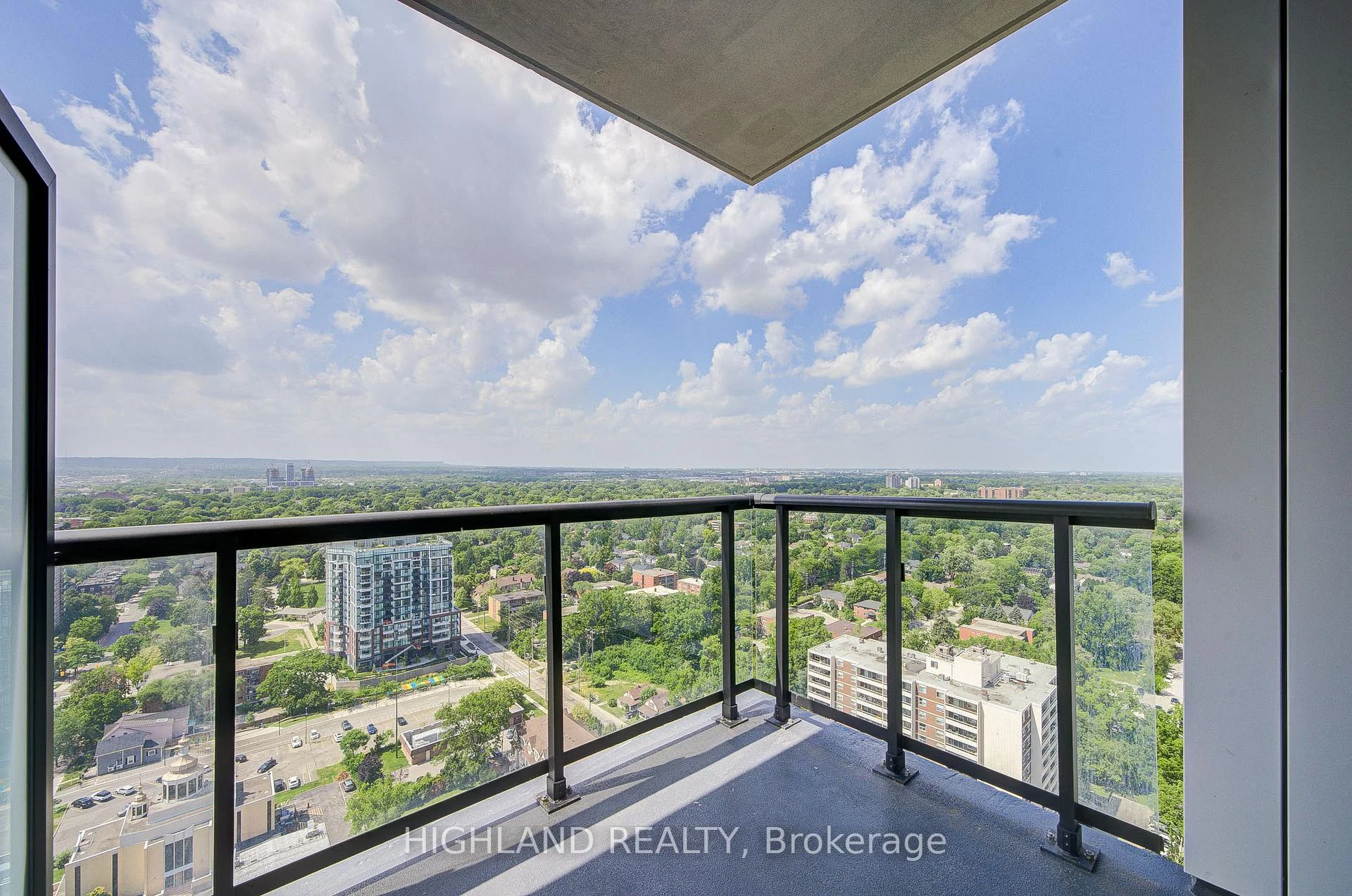 Photo 35 of Unit 2402, 2075 Lakeshore Road, Burlington, Brant — HOMEH