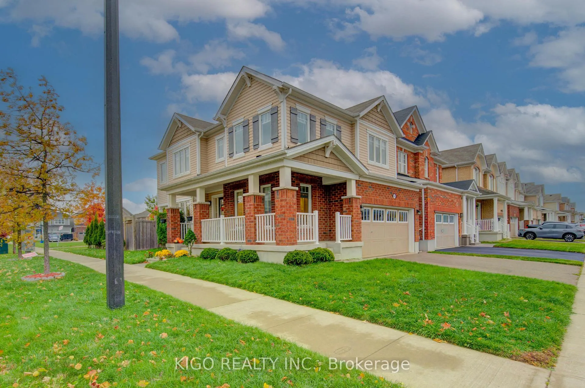 Photo 4 of 66 Shoreacres Drive, Kitchener — HOMEH