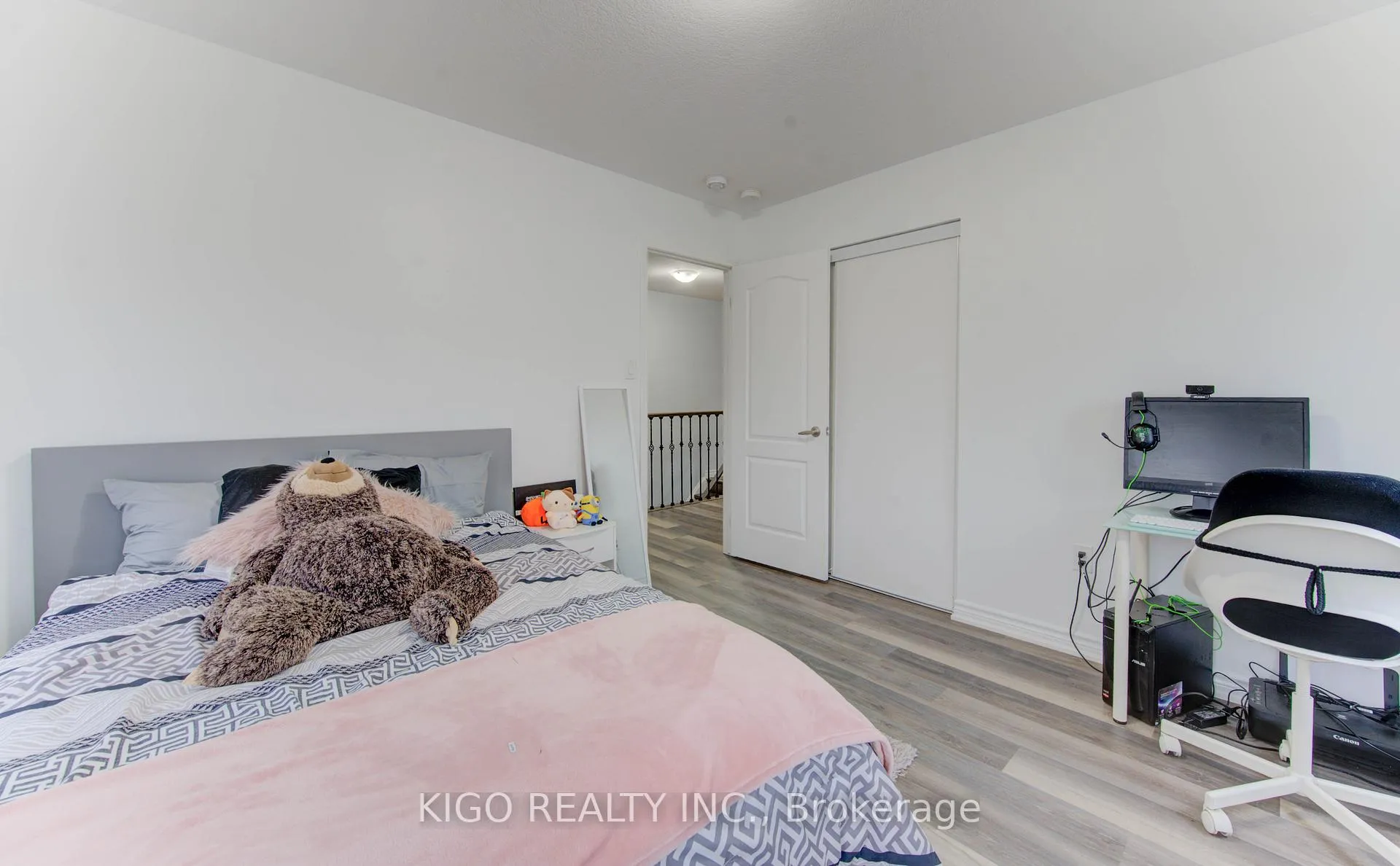Photo 17 of 66 Shoreacres Drive, Kitchener — HOMEH