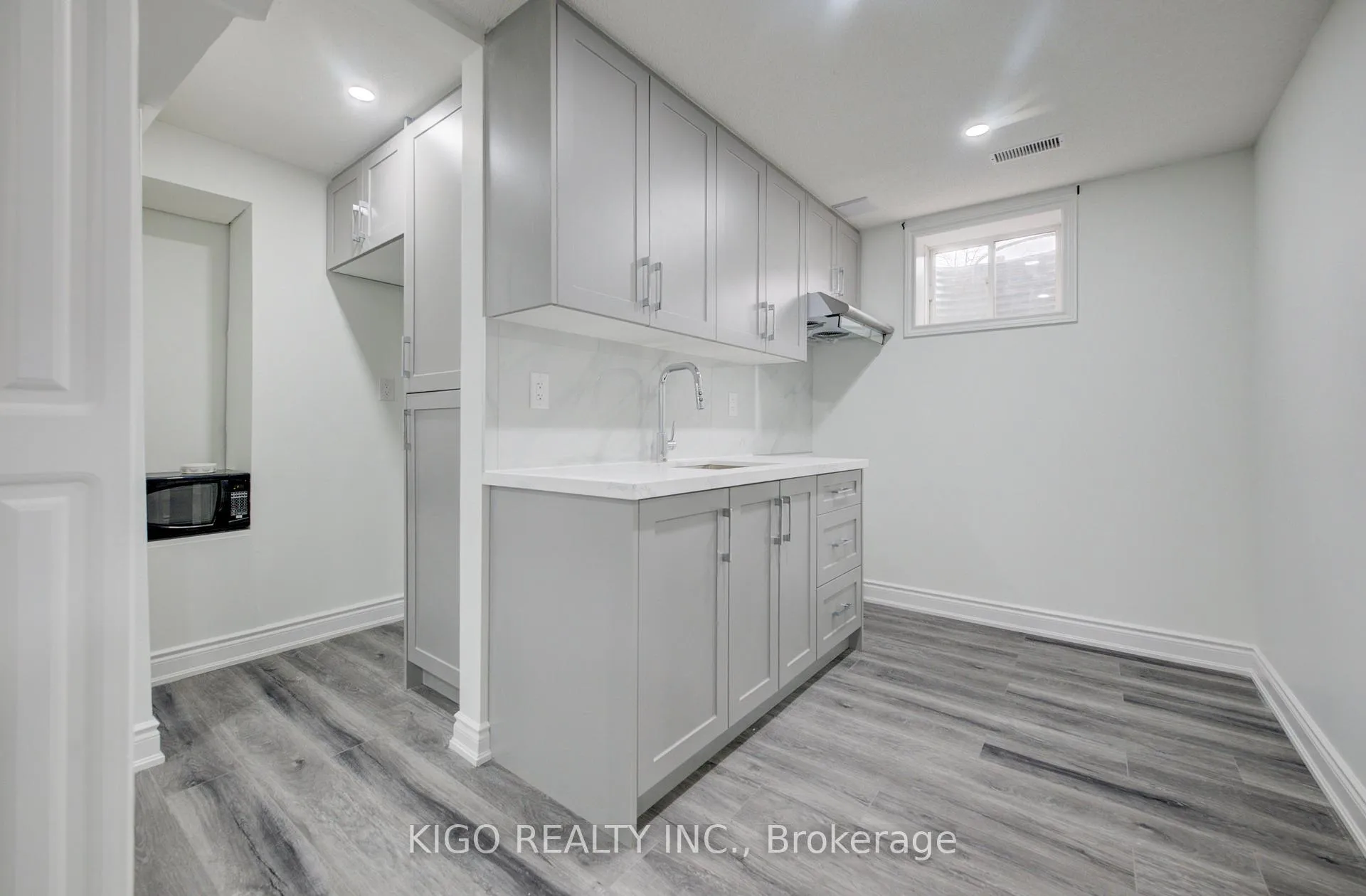 Photo 32 of 66 Shoreacres Drive, Kitchener — HOMEH