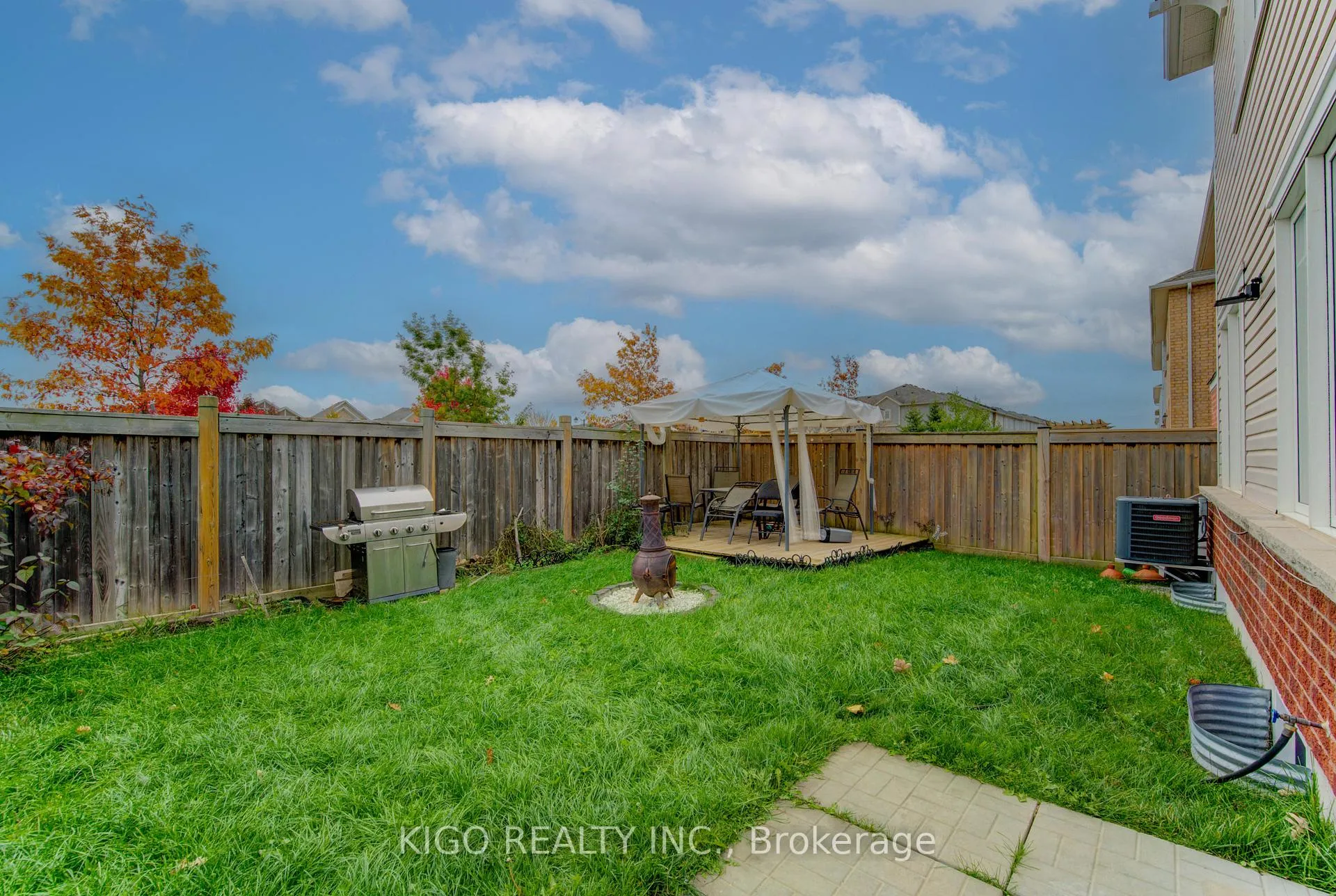 Photo 36 of 66 Shoreacres Drive, Kitchener — HOMEH
