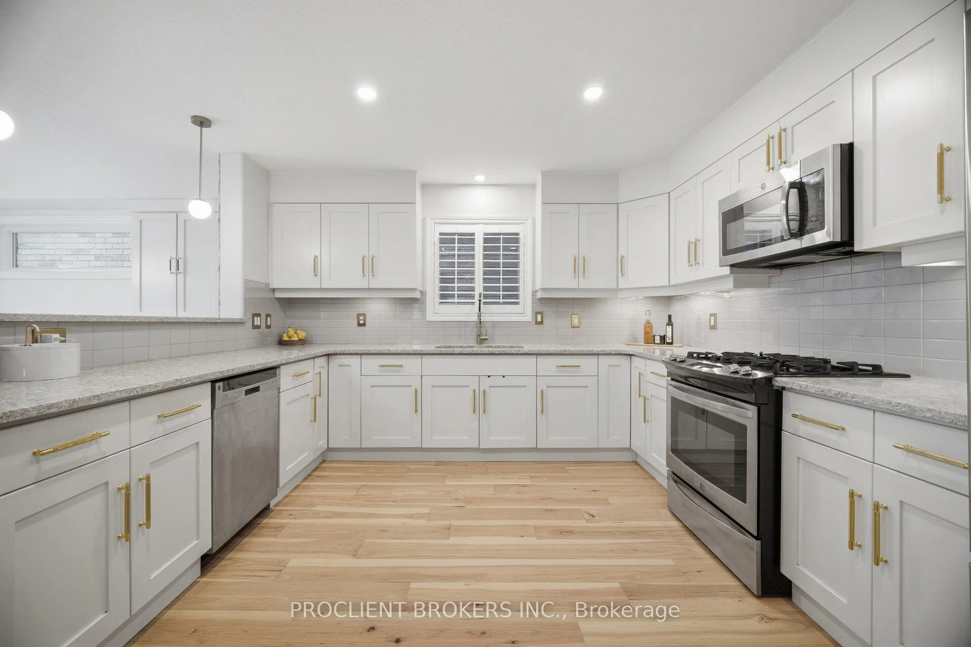 Photo 7 of 147 Couling Crescent, Guelph, Grange Road — HOMEH