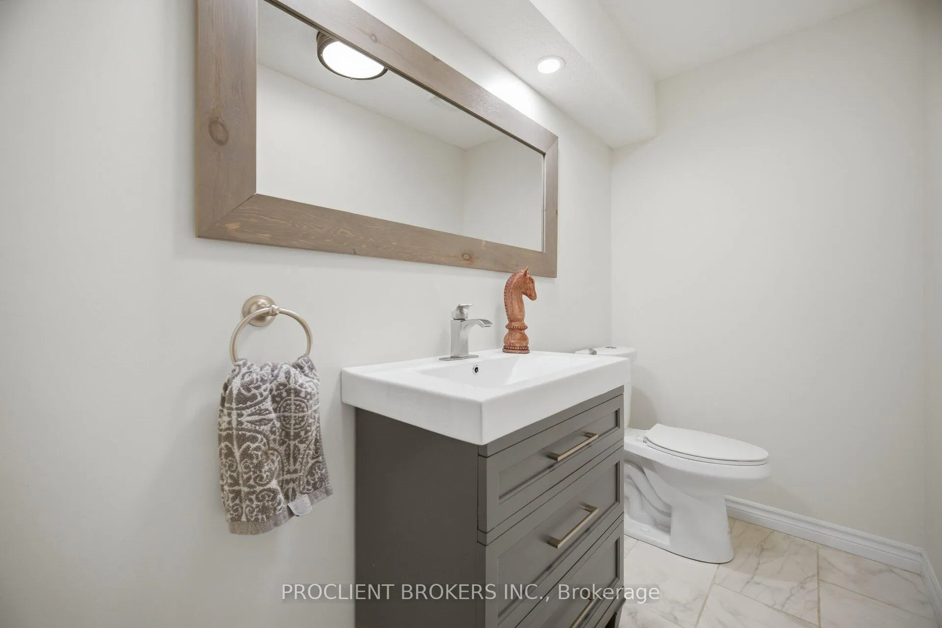 Photo 23 of 147 Couling Crescent, Guelph, Grange Road — HOMEH