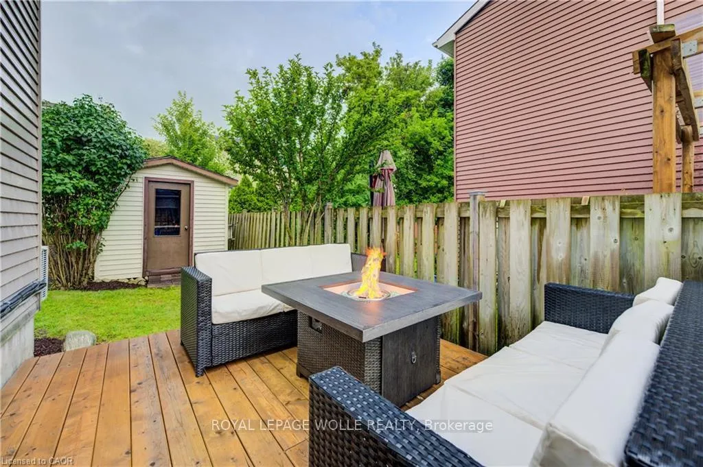 Photo 24 of 19 Hillbrook Crescent, Kitchener, Forest Heights — HOMEH
