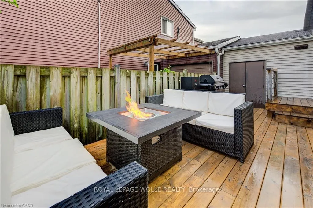 Photo 25 of 19 Hillbrook Crescent, Kitchener, Forest Heights — HOMEH