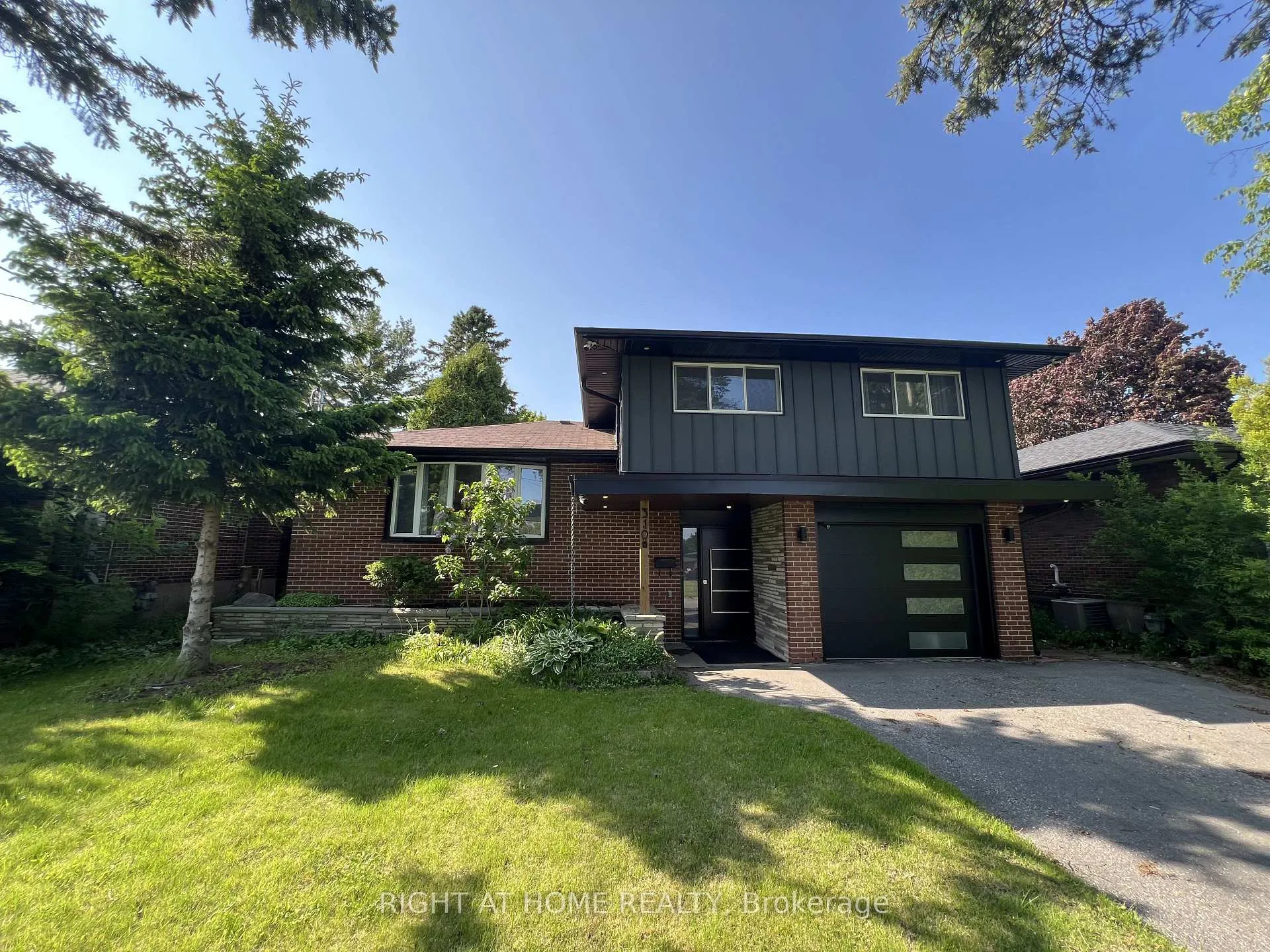 Photo 1 of 310 Admiral Road, Oshawa, McLaughlin — HOMEH