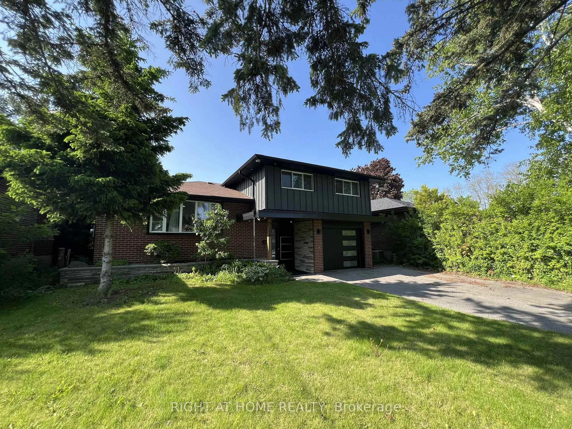 Photo 2 of 310 Admiral Road, Oshawa, McLaughlin — HOMEH