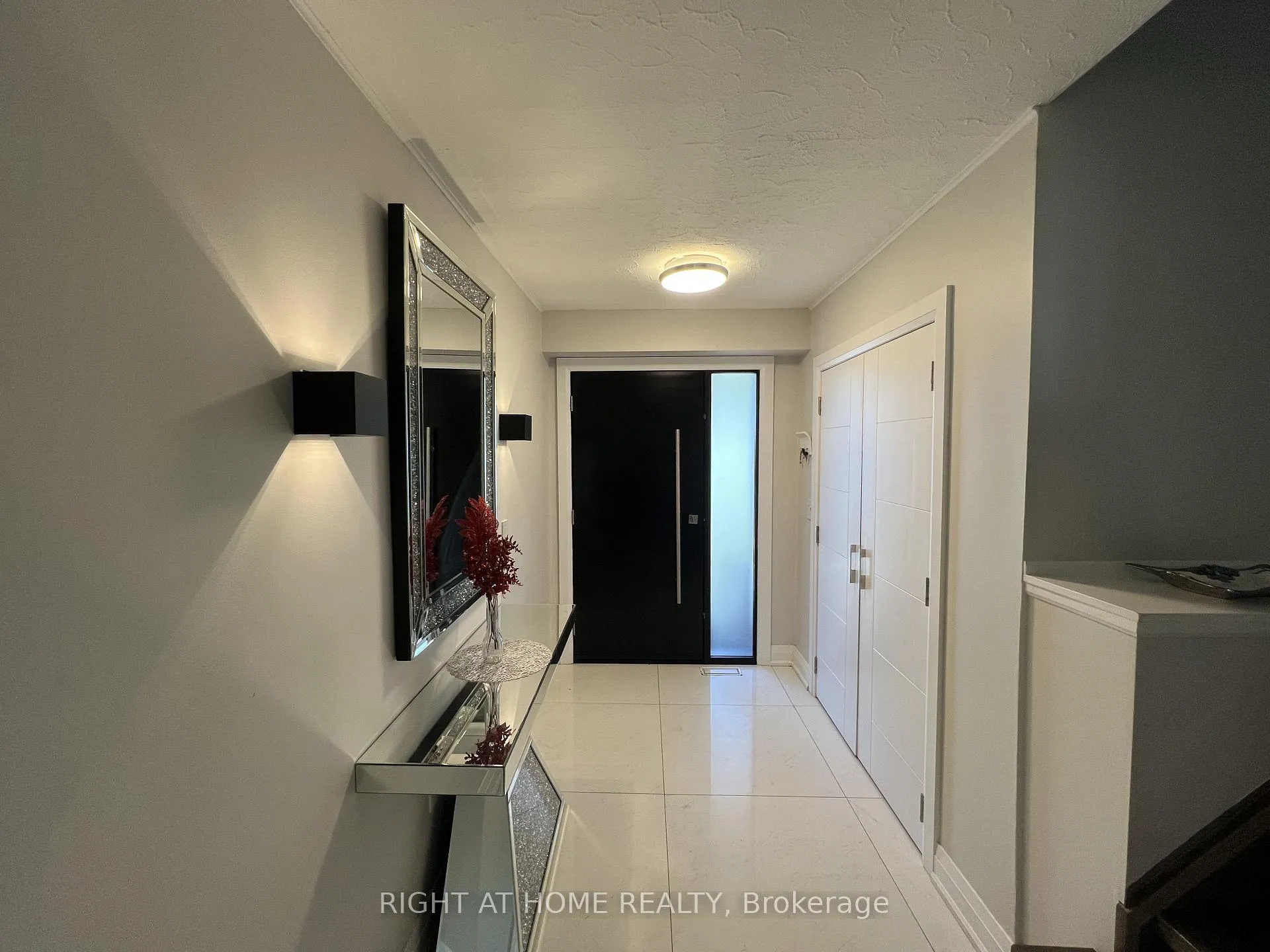 Photo 8 of 310 Admiral Road, Oshawa, McLaughlin — HOMEH