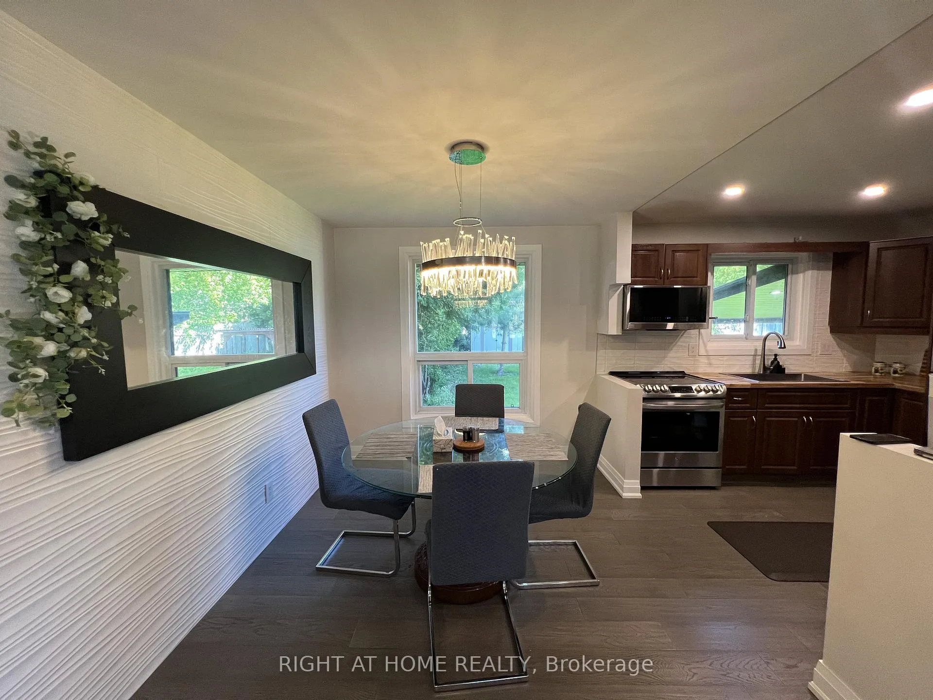 Photo 13 of 310 Admiral Road, Oshawa, McLaughlin — HOMEH