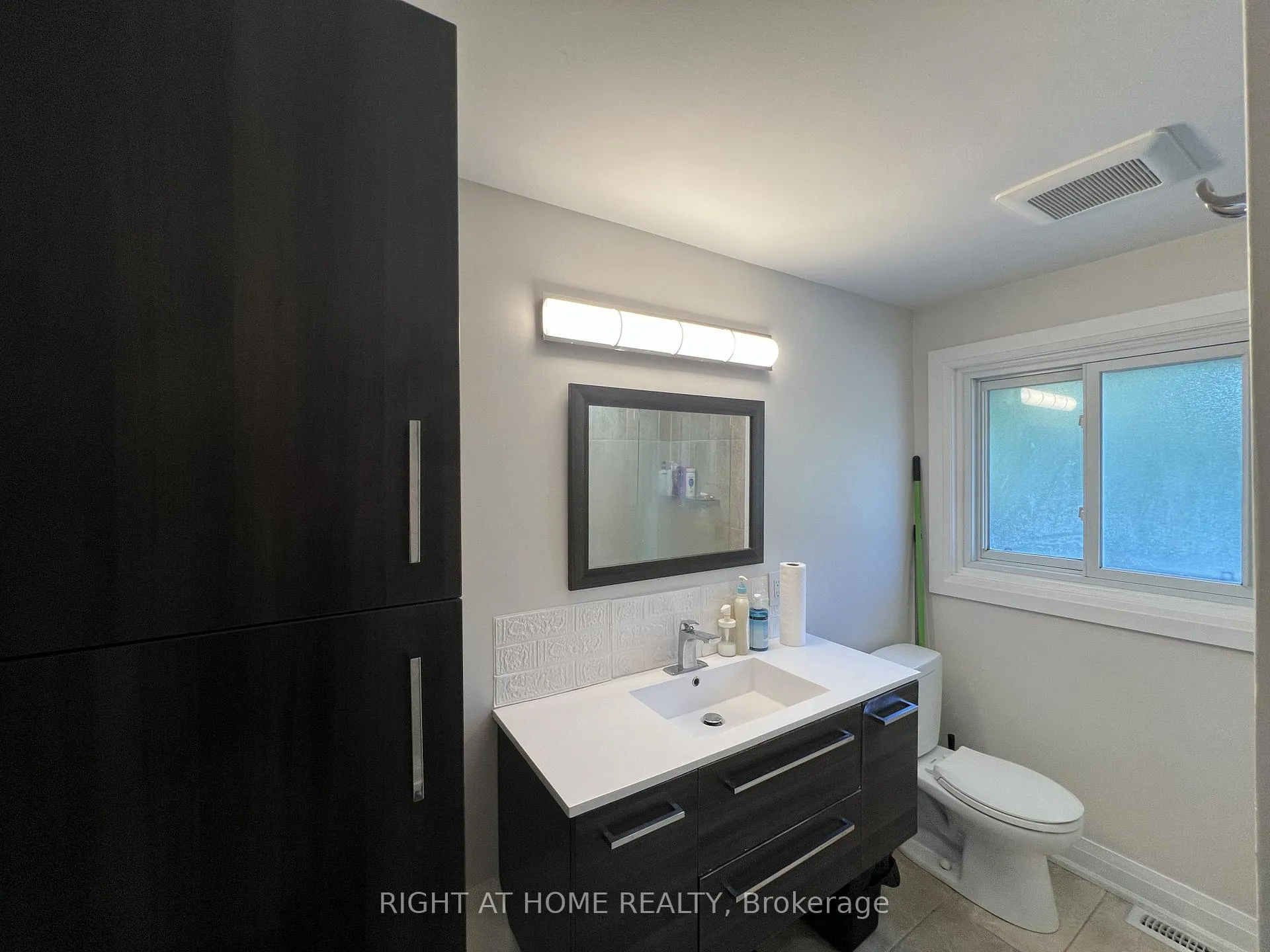 Photo 27 of 310 Admiral Road, Oshawa, McLaughlin — HOMEH
