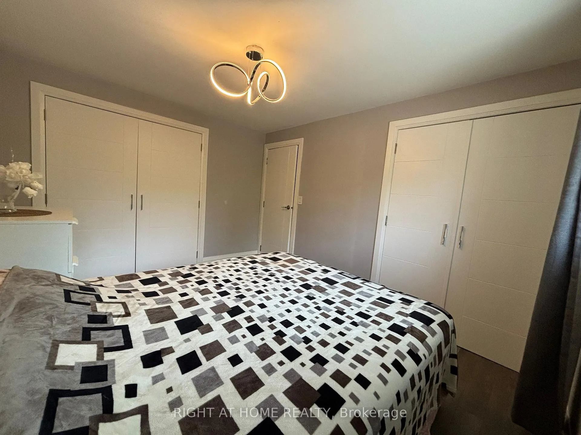 Photo 31 of 310 Admiral Road, Oshawa, McLaughlin — HOMEH